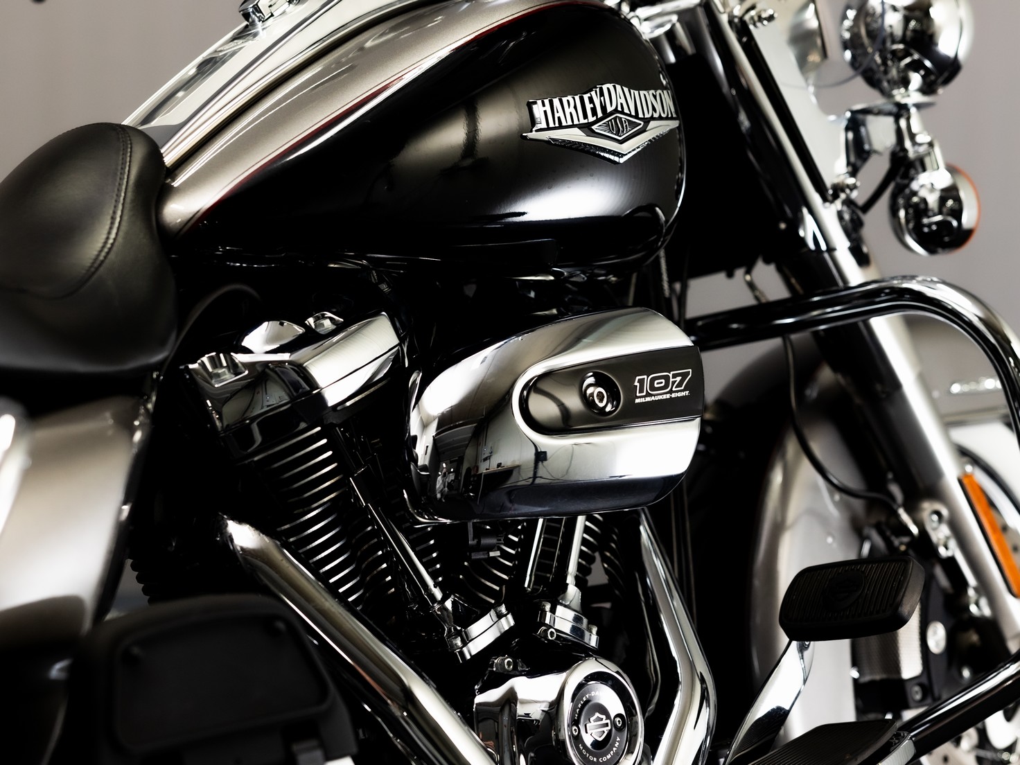 HARLEY-DAVIDSON FLHRC Road King Classic