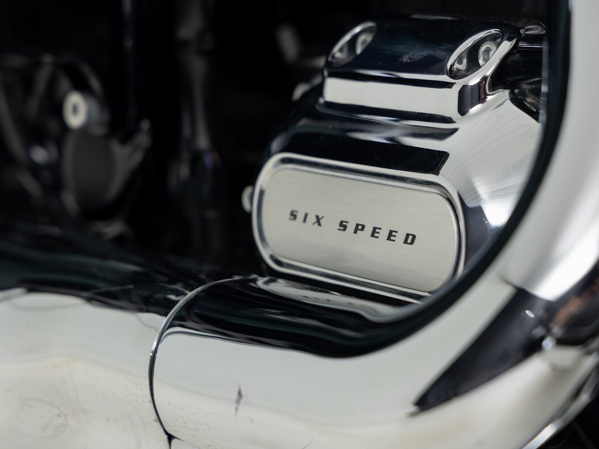 HARLEY-DAVIDSON FLTRXS Road Glide Custom Color