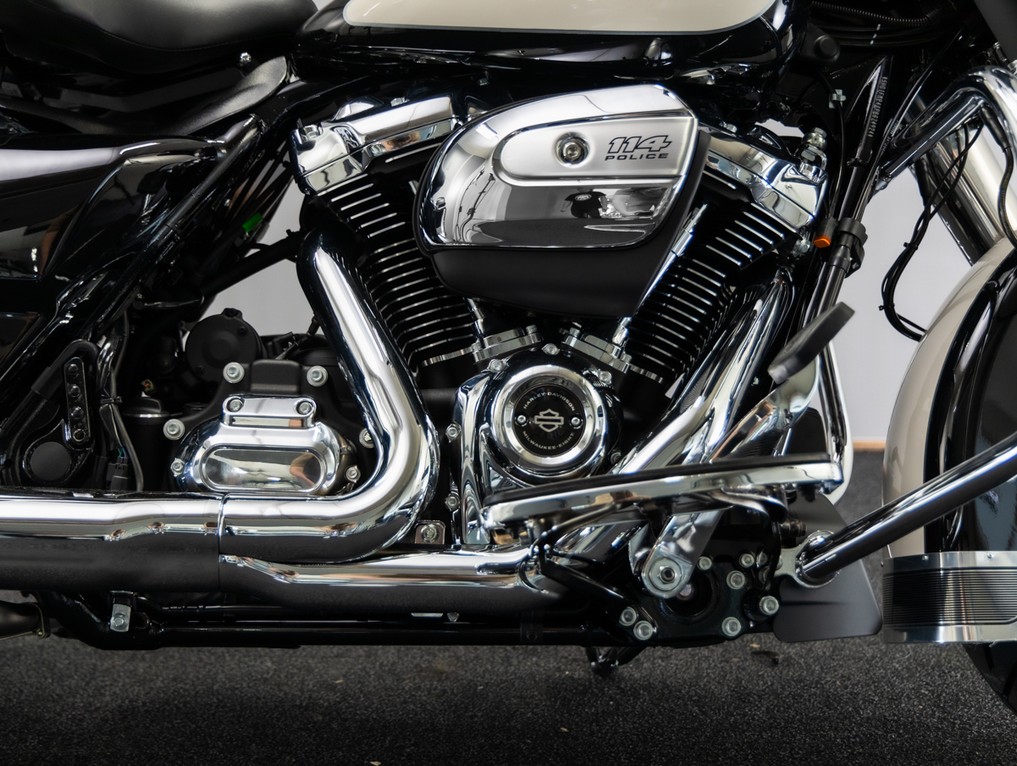 HARLEY-DAVIDSON FLHT Electra Glide