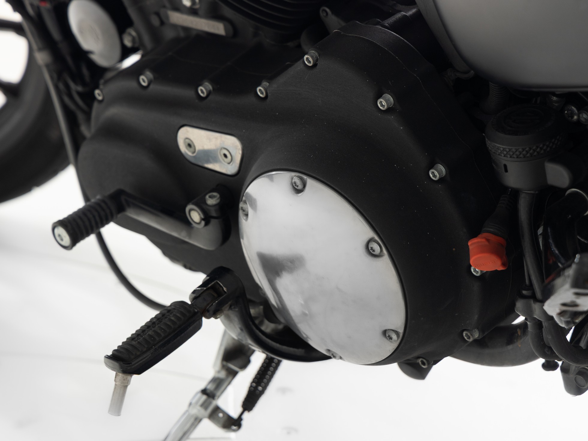 HARLEY-DAVIDSON 883 Iron