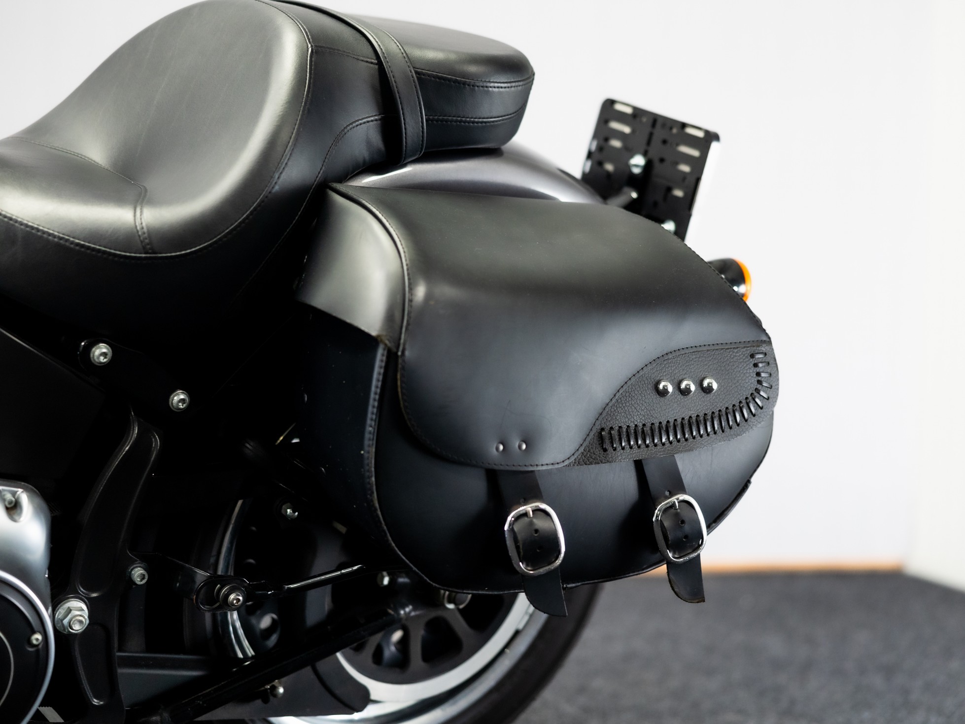 HARLEY-DAVIDSON FLSTFB 103