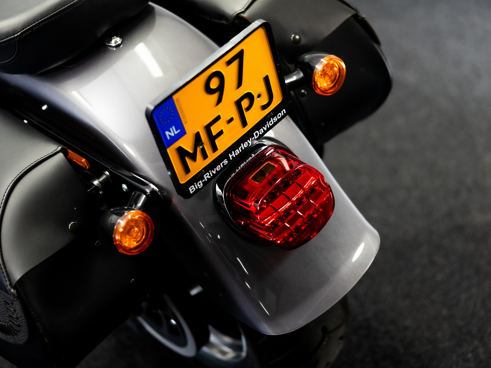 HARLEY-DAVIDSON FLSTFB 103