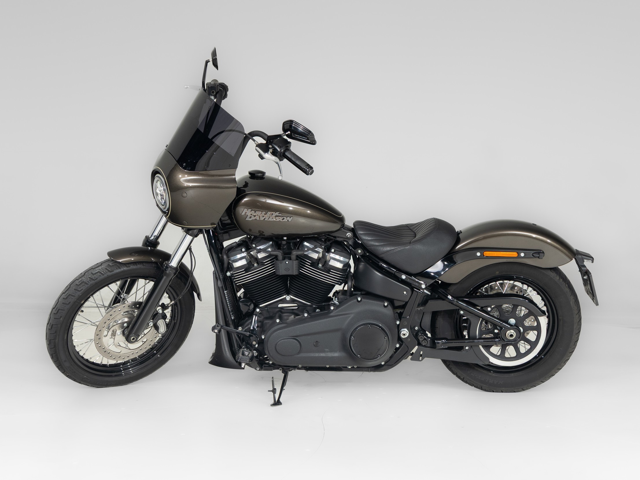HARLEY-DAVIDSON FXBBS Street bob 107