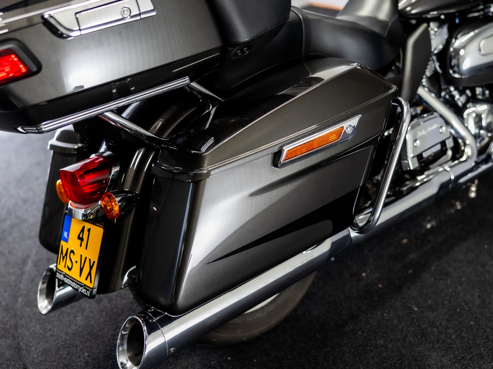 HARLEY-DAVIDSON FLHTK Ultra Limited