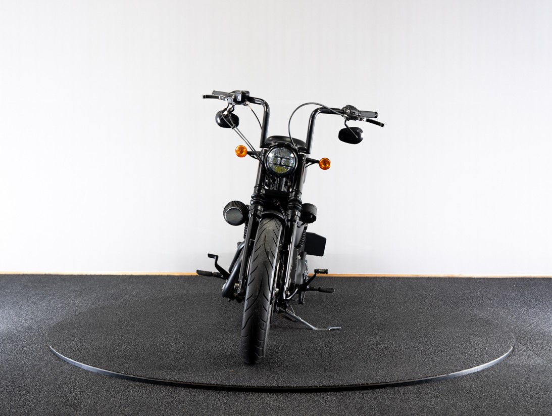HARLEY-DAVIDSON XL 883N IRON