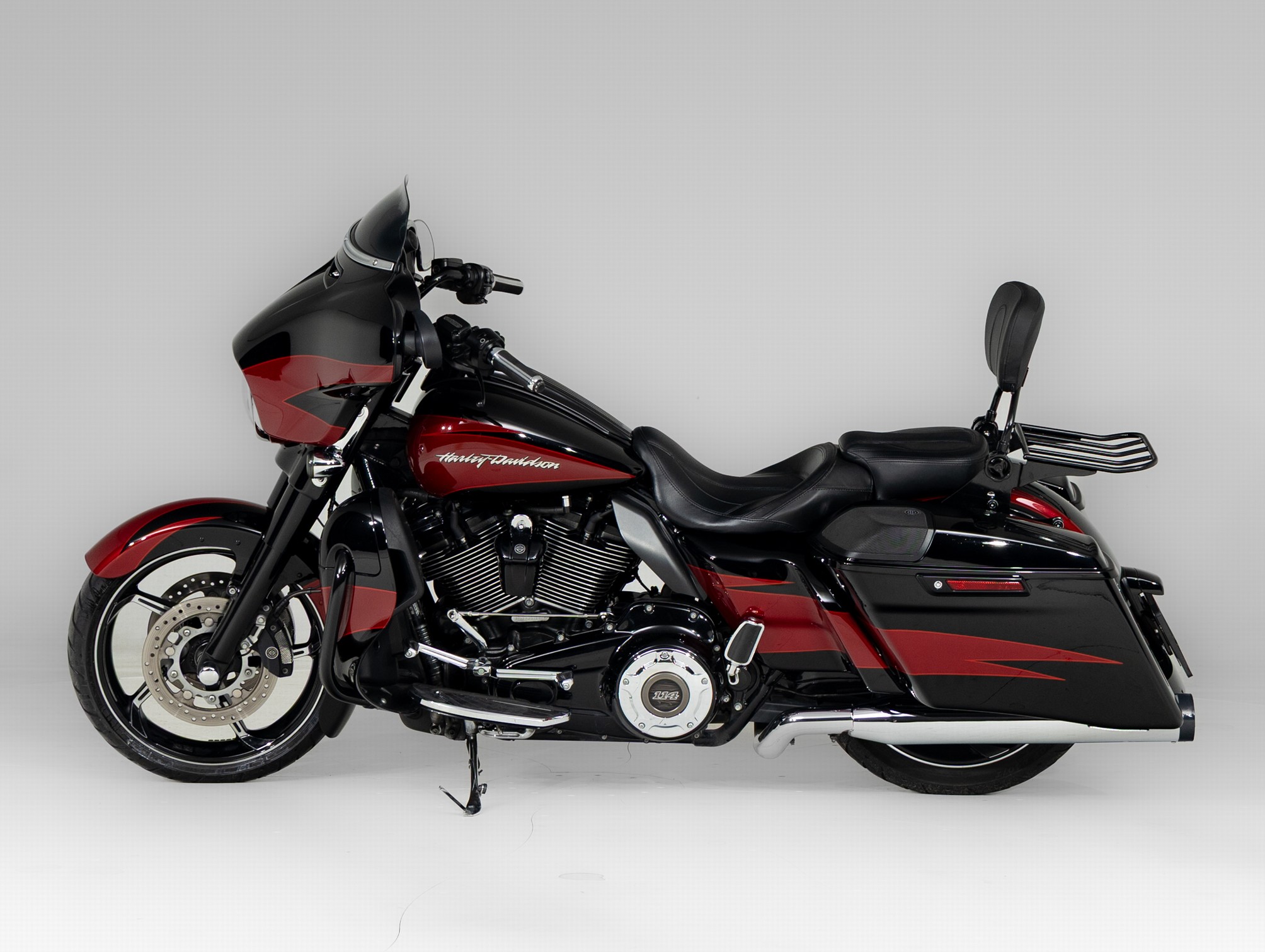 HARLEY-DAVIDSON CVO Street Glide