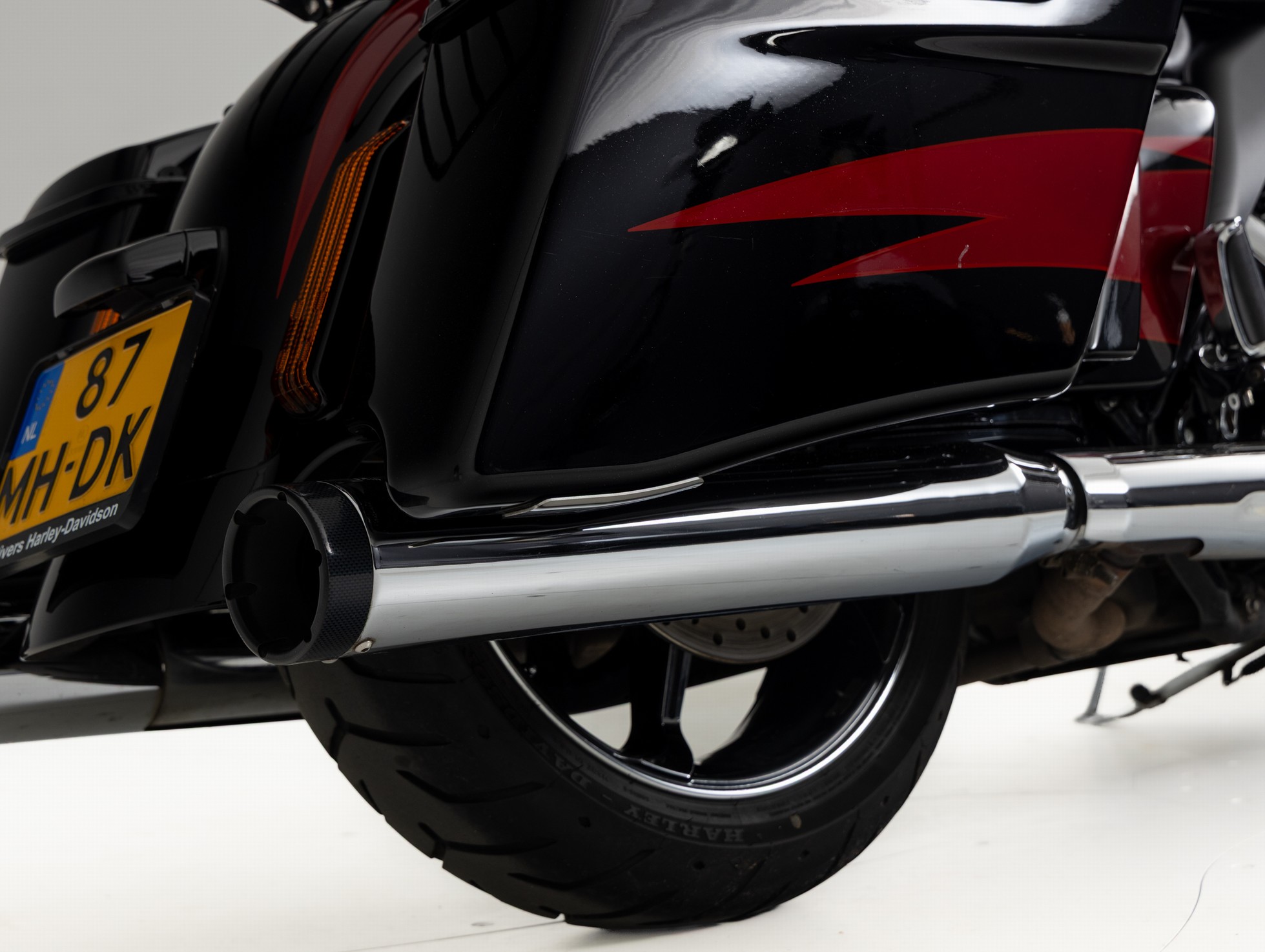HARLEY-DAVIDSON CVO Street Glide