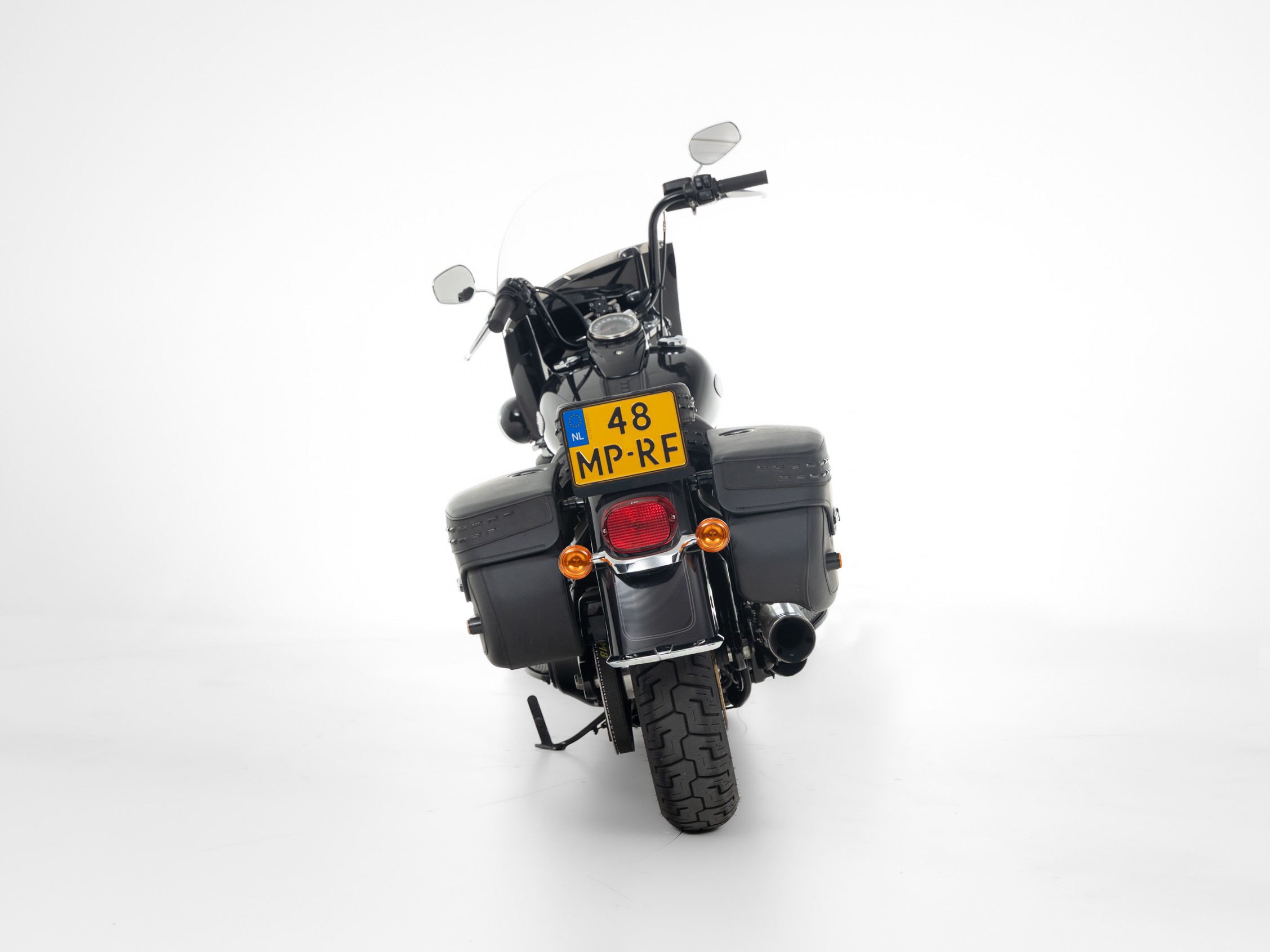 HARLEY-DAVIDSON FLHCS Heritage Classic 114