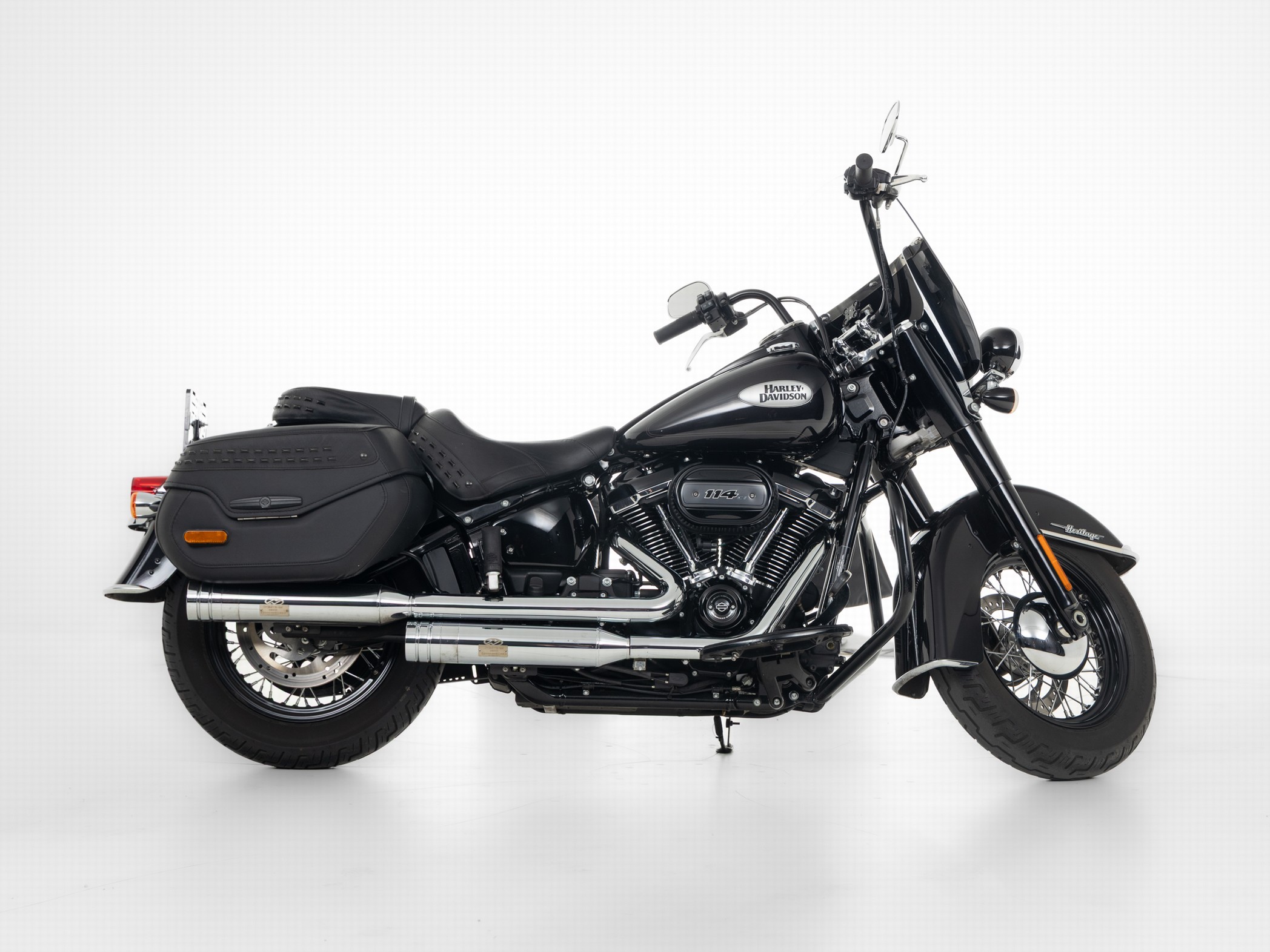 HARLEY-DAVIDSON FLHCS Heritage Classic 114