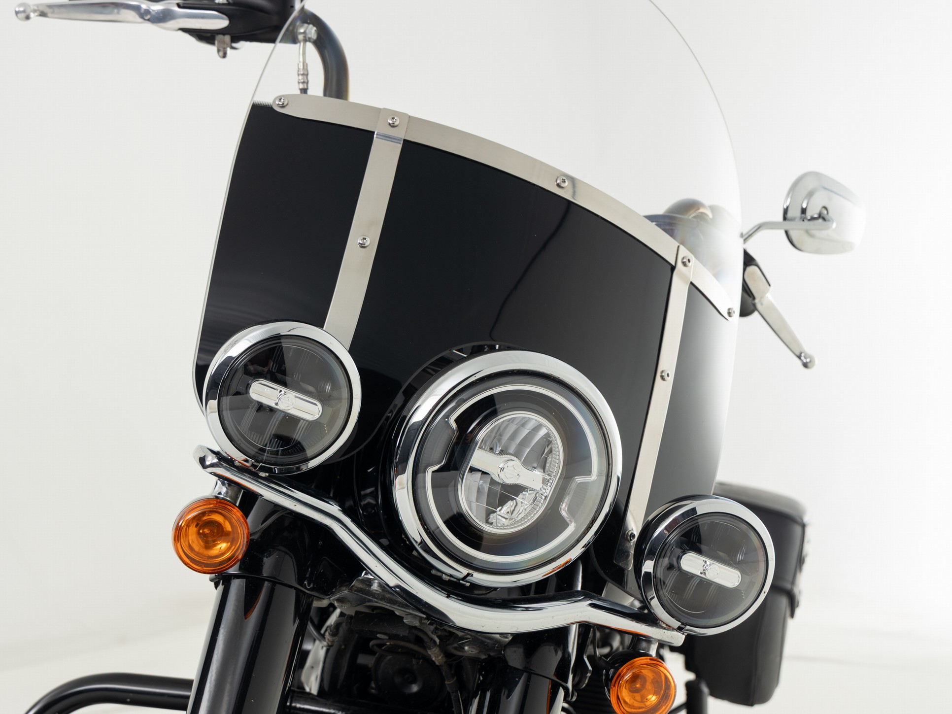 HARLEY-DAVIDSON FLHCS Heritage Classic 114