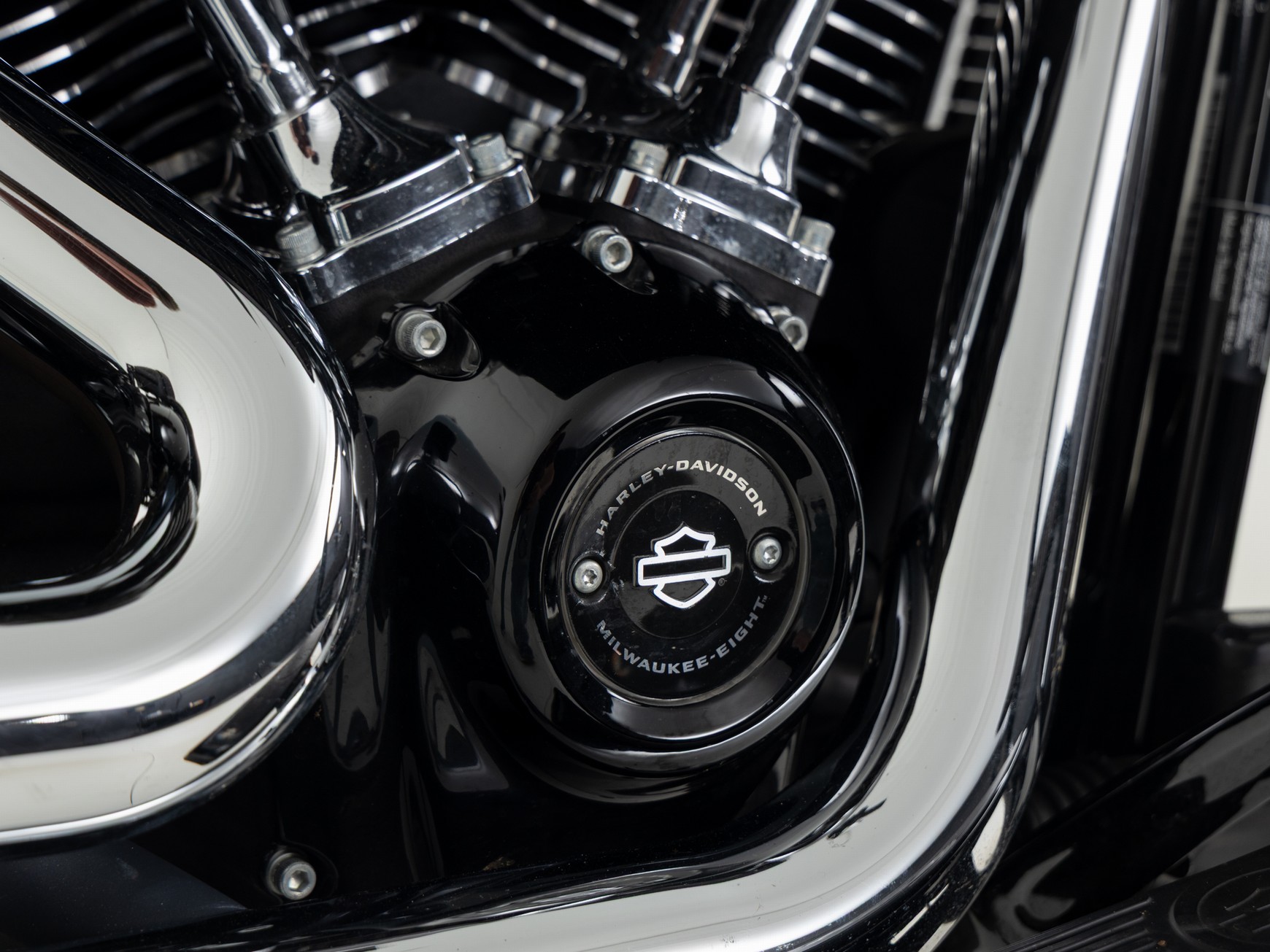 HARLEY-DAVIDSON FLHCS Heritage Classic 114