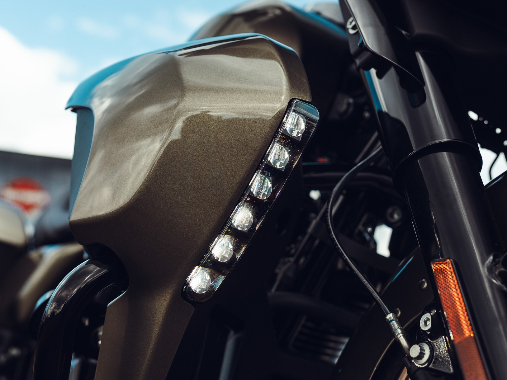 HARLEY-DAVIDSON FLHX Street Glide Solid Colour