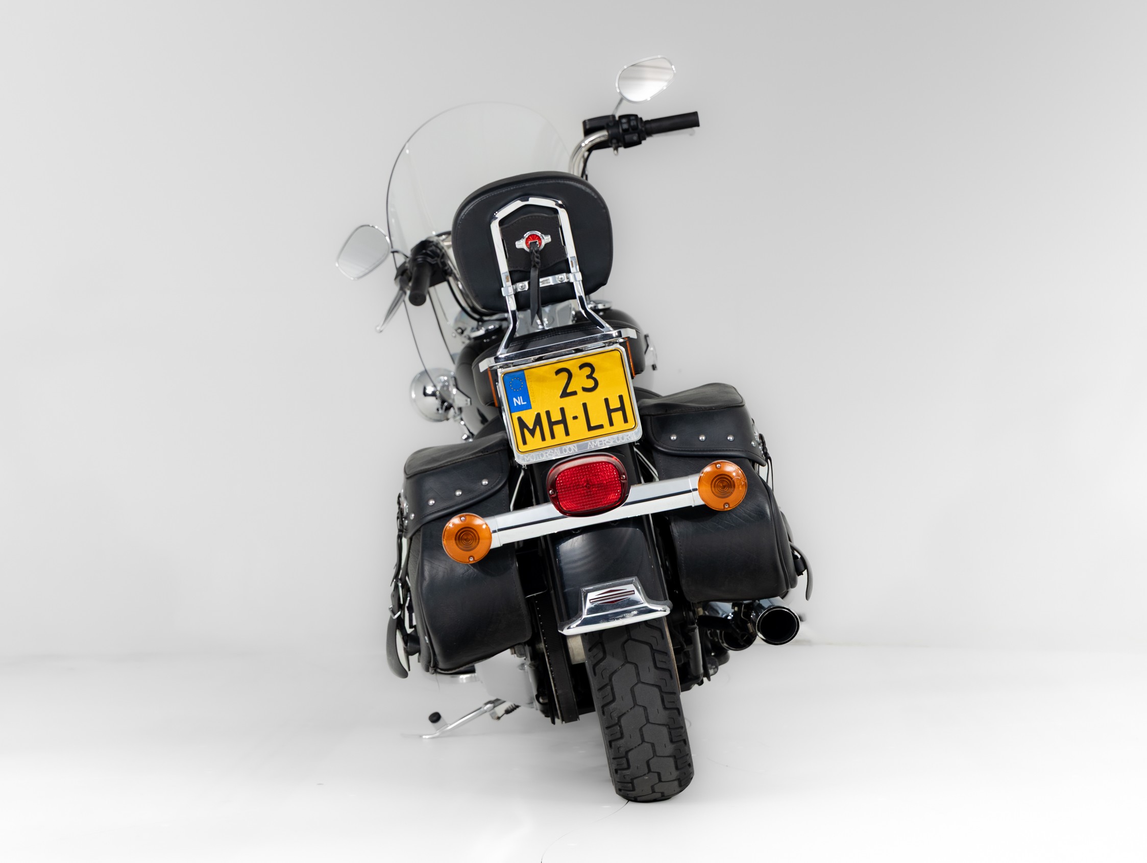HARLEY-DAVIDSON FLHC Heritage Classic