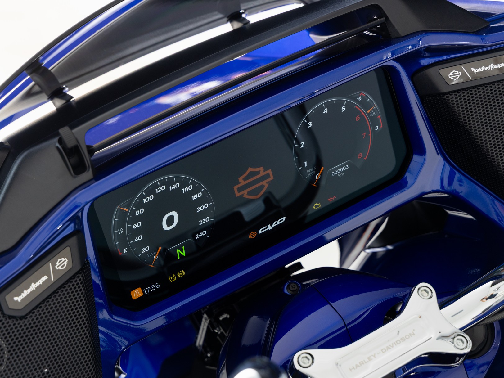 HARLEY-DAVIDSON FLTRXSE CVO Road Glide Solid C