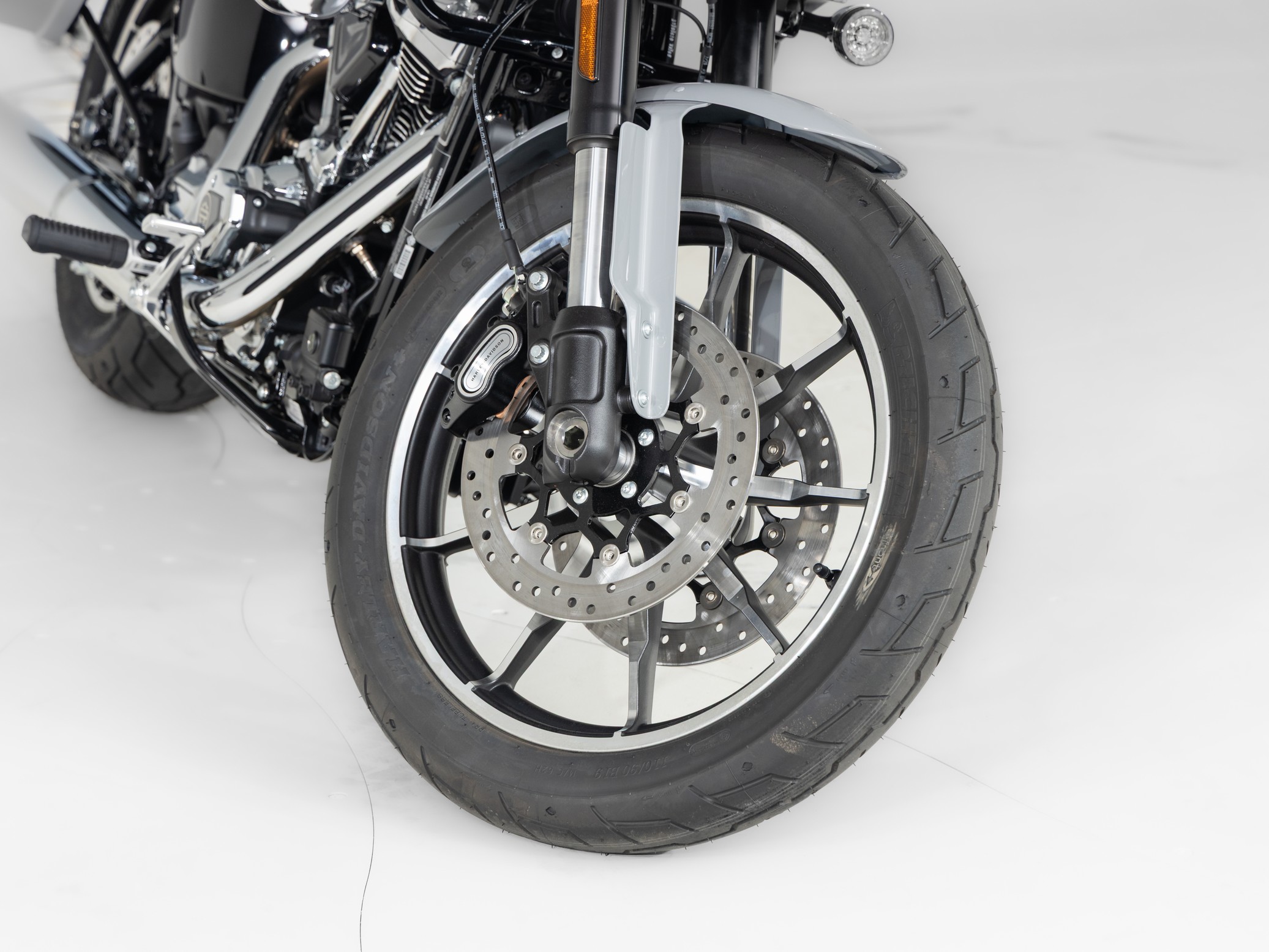 HARLEY-DAVIDSON FXLRST Softail Low Rider ST