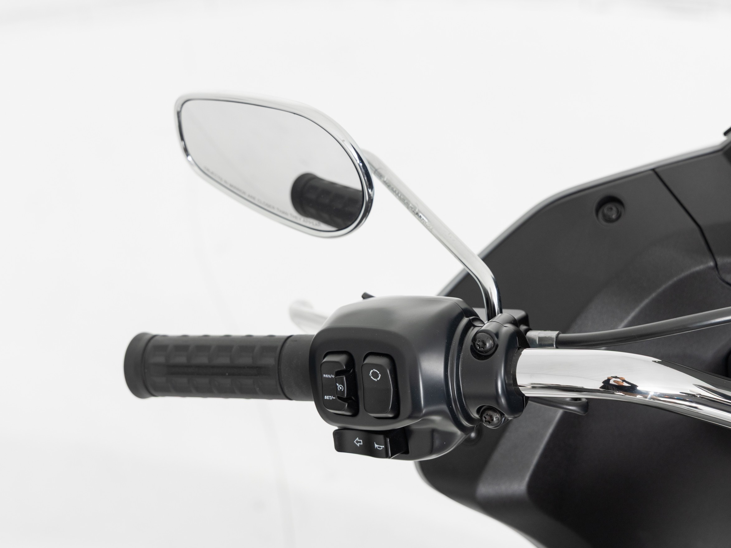 HARLEY-DAVIDSON FXLRST Softail Low Rider ST