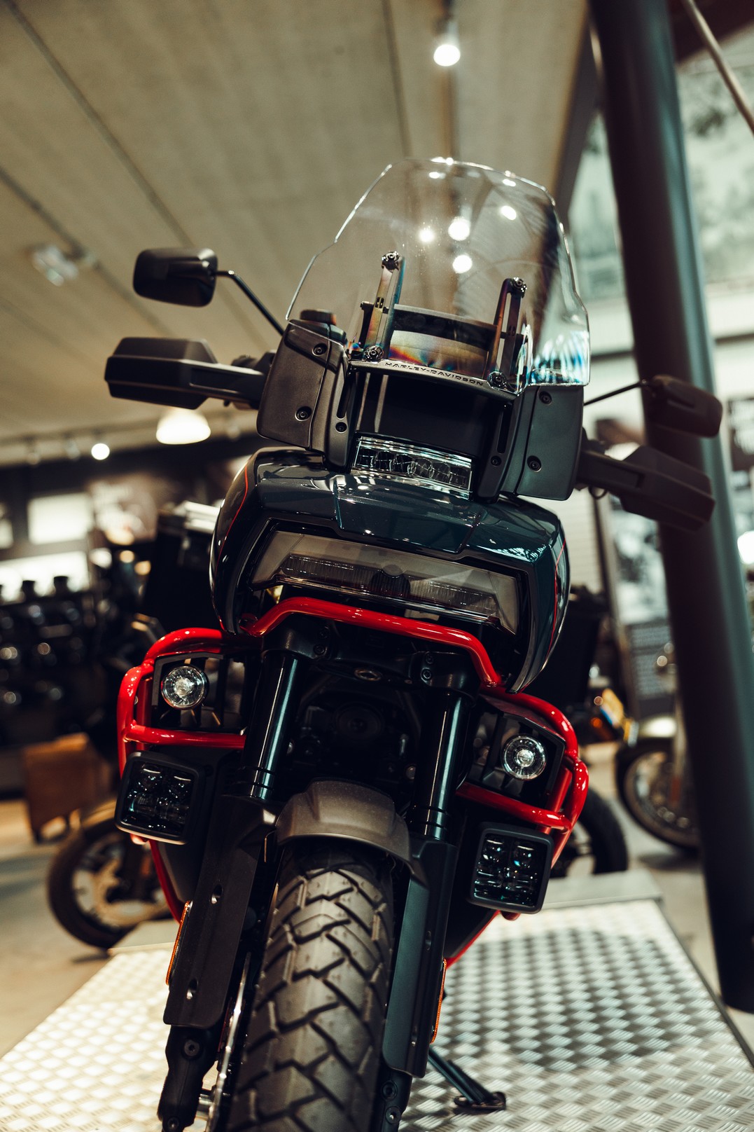 HARLEY-DAVIDSON RA1250SE Pan America CVO Solid