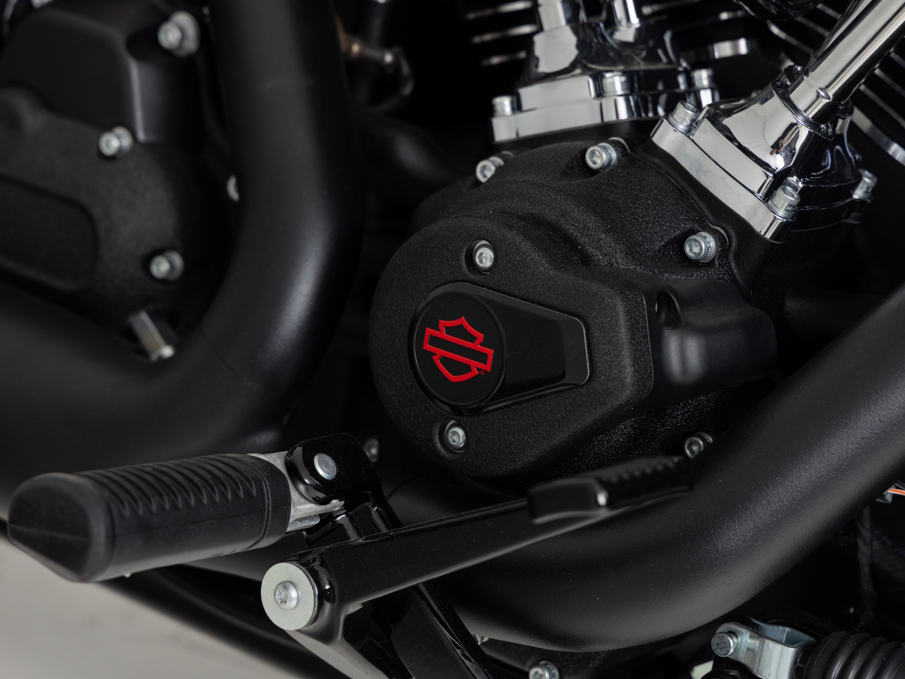 HARLEY-DAVIDSON FXLRST Low Rider ST Custom Col