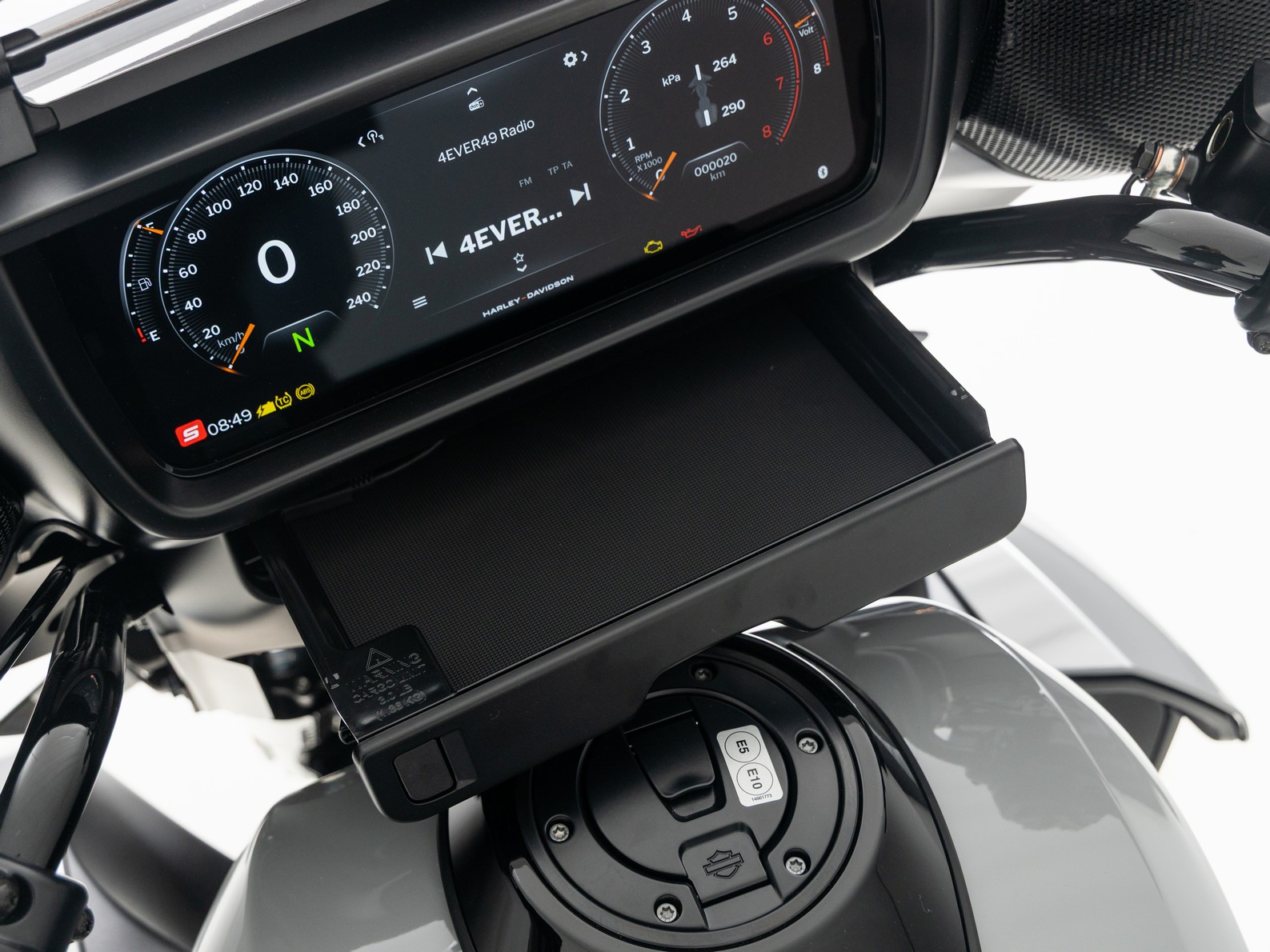 HARLEY-DAVIDSON - FLHXU Street Glide Ultra Black