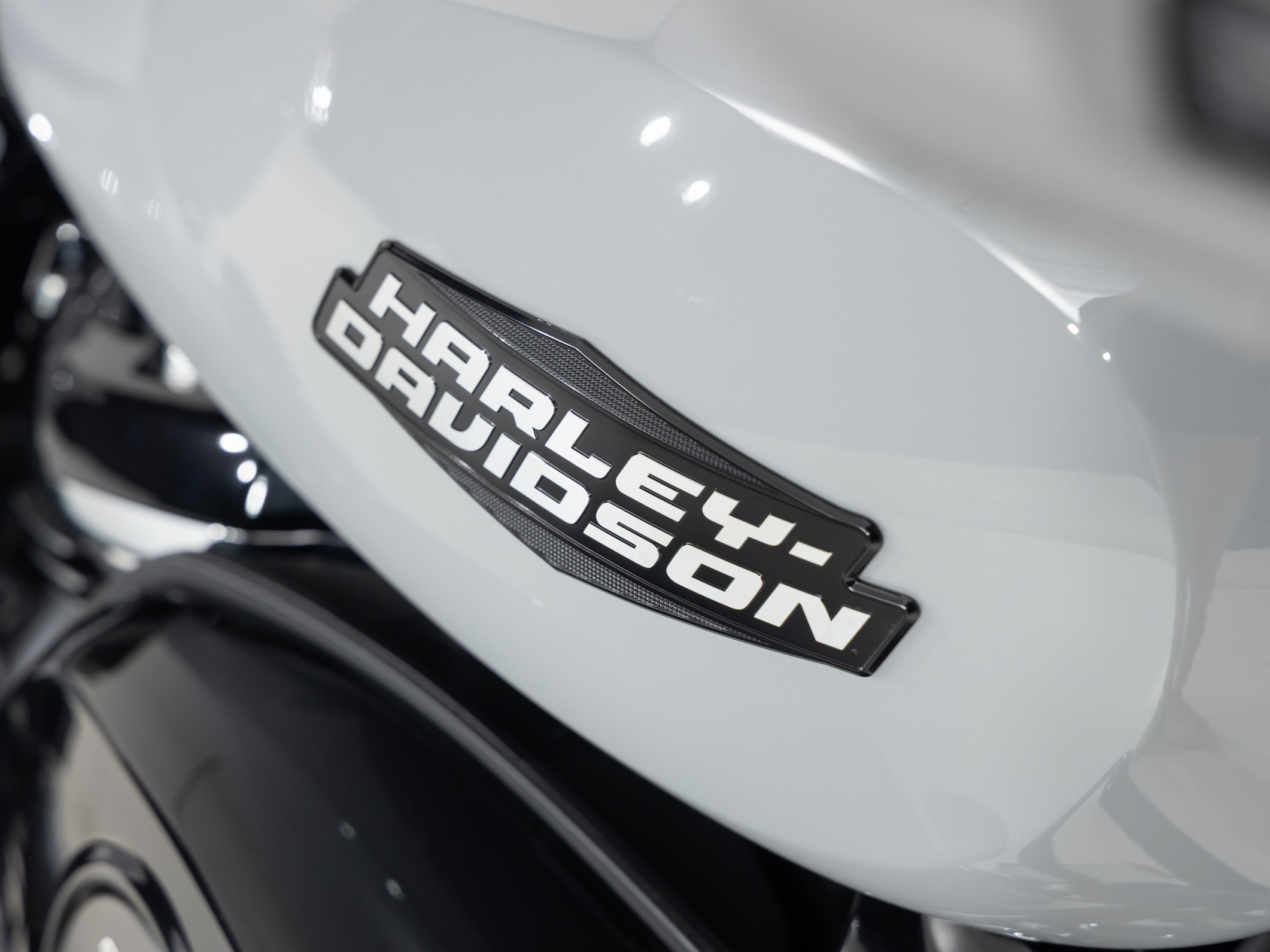 HARLEY-DAVIDSON FLHX Street Glide Black trim -