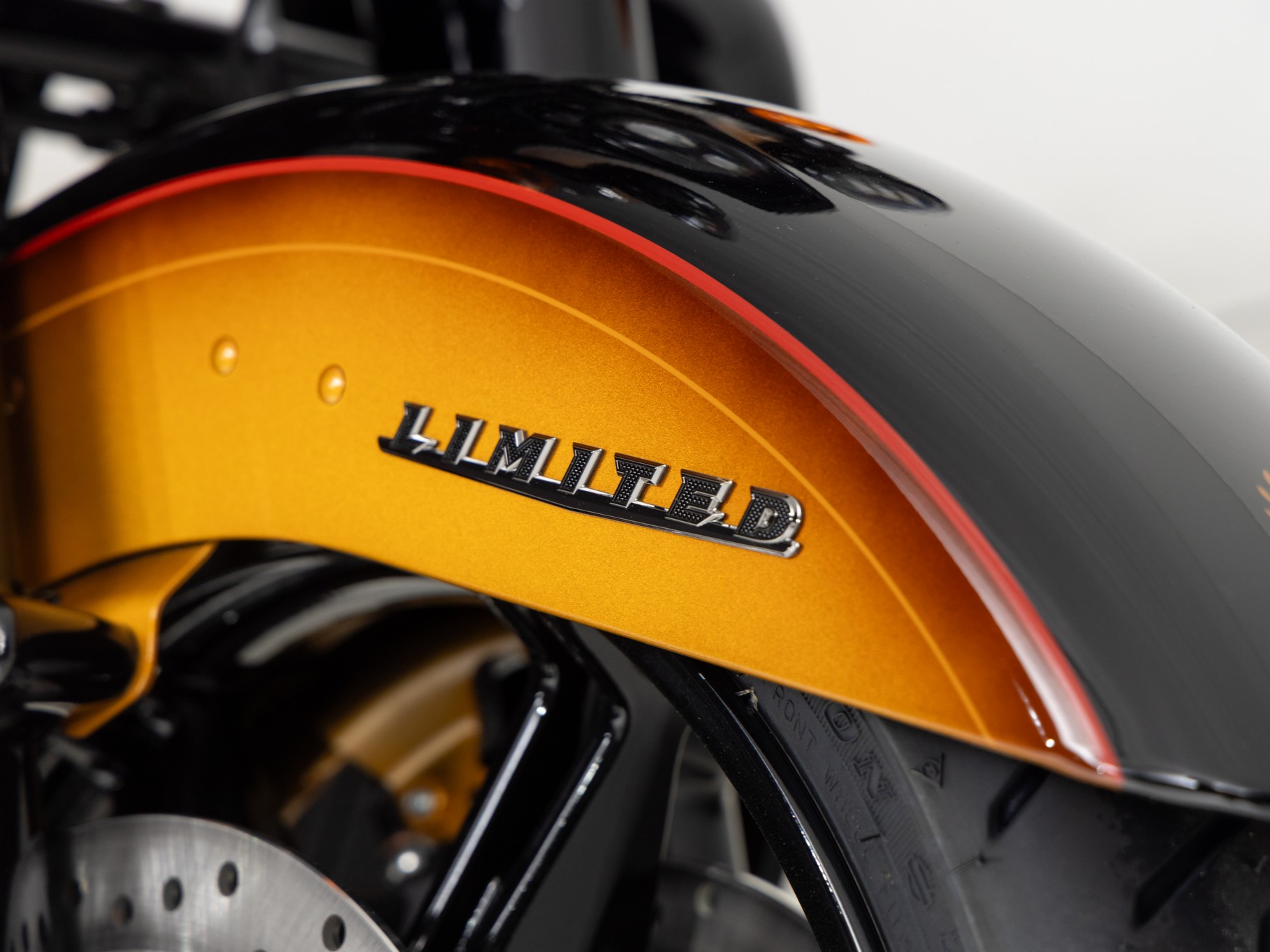 HARLEY-DAVIDSON FLHTK Ultra Limited Custom Col