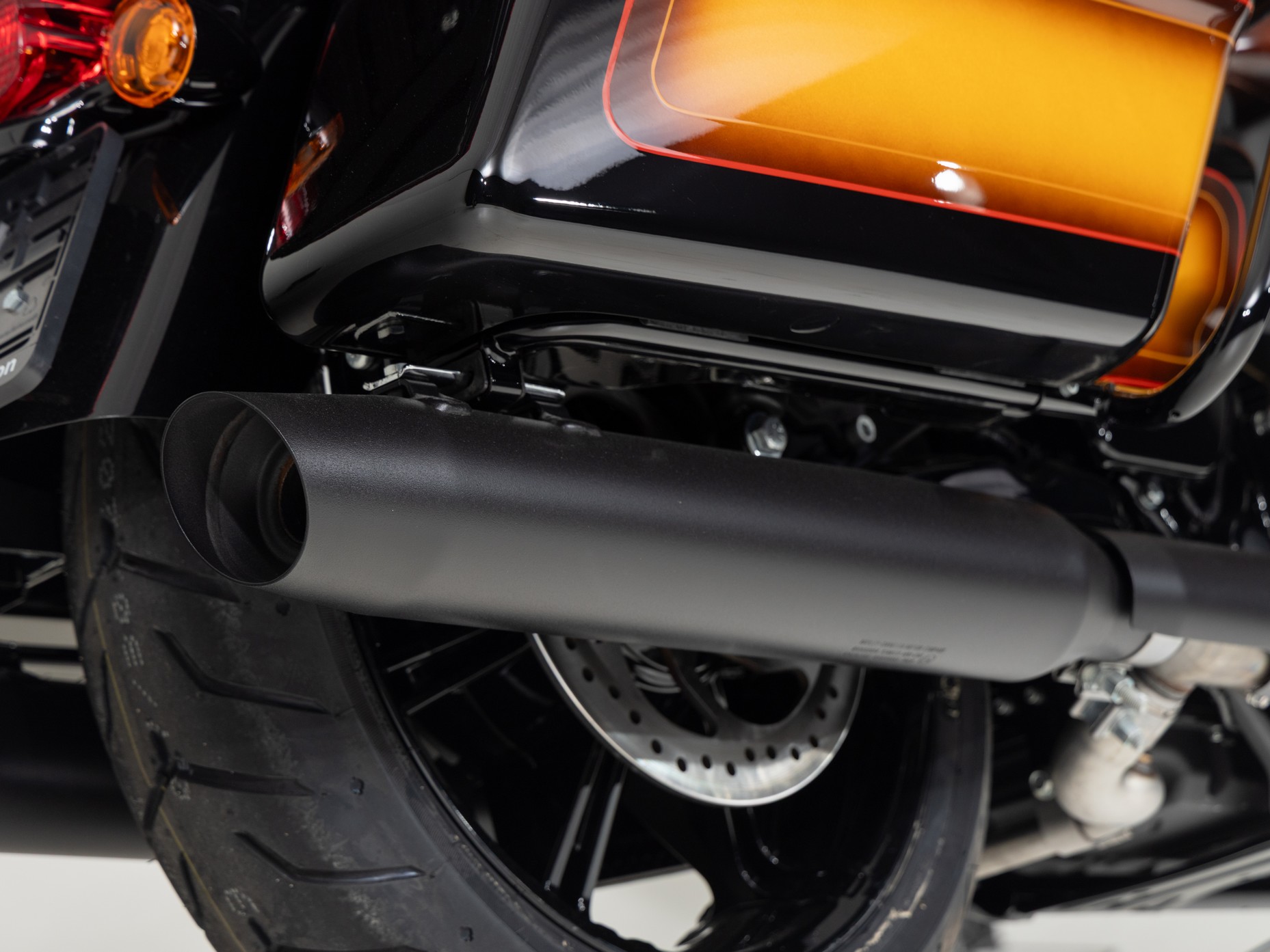 HARLEY-DAVIDSON FLHTK Ultra Limited Custom Col
