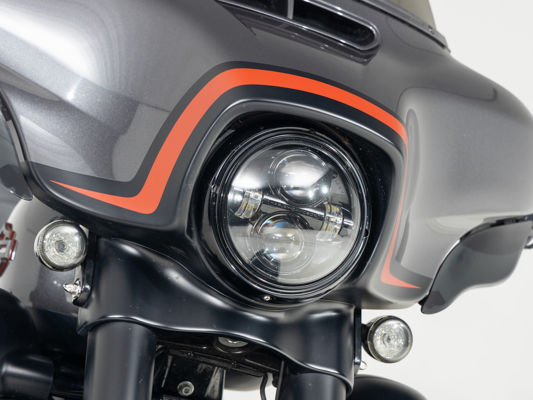 HARLEY-DAVIDSON FLHXSE CVO Street Glide