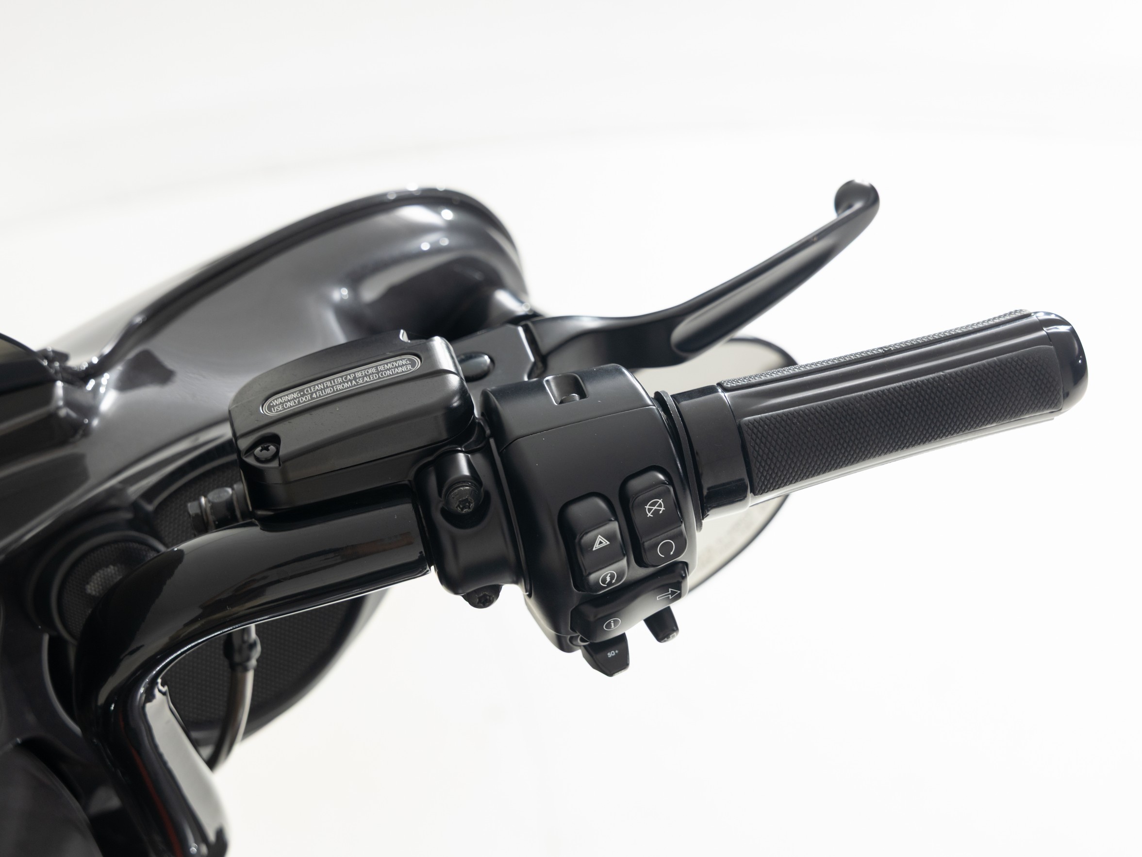 HARLEY-DAVIDSON FLHXSE CVO Street Glide