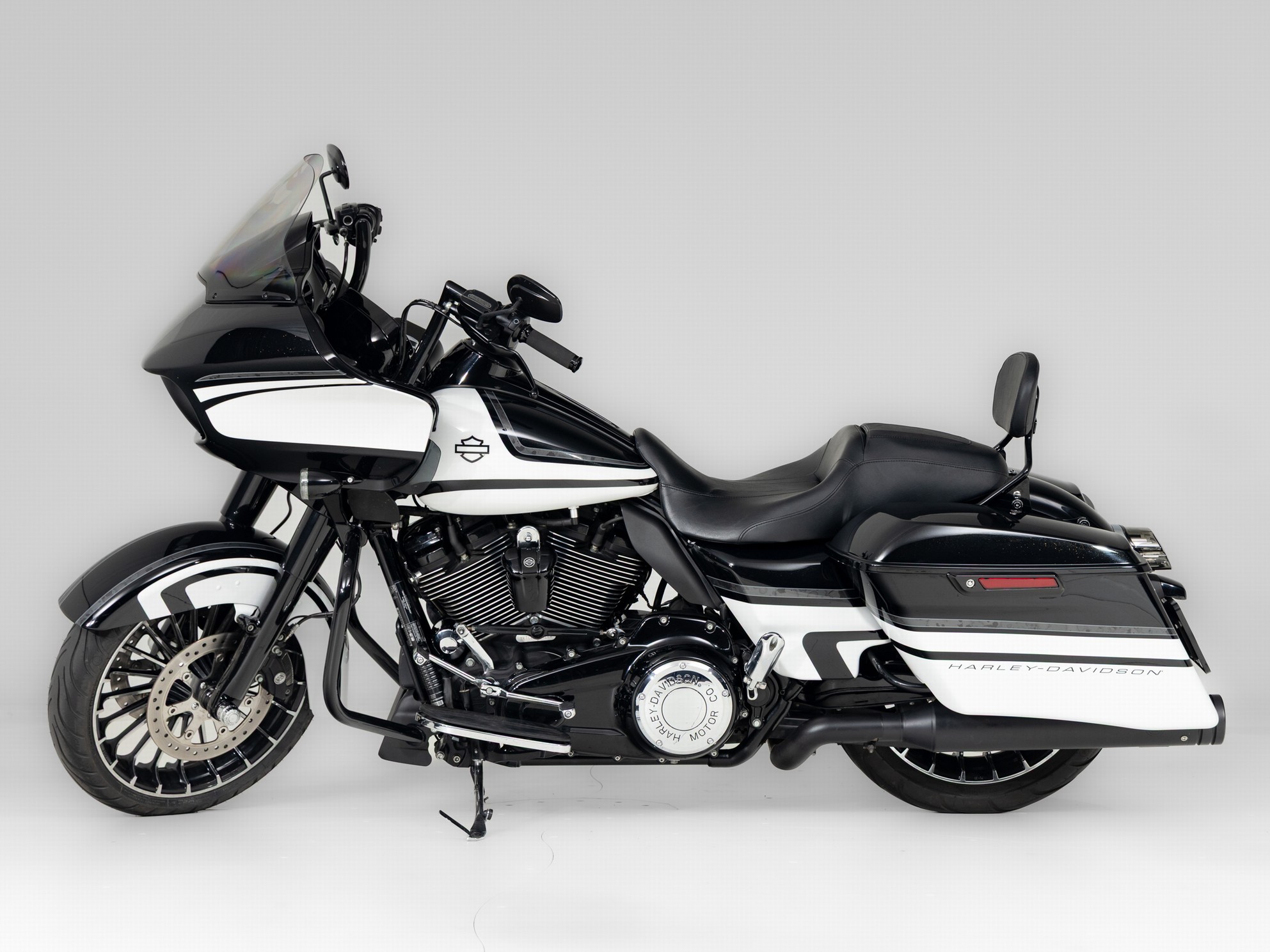 HARLEY-DAVIDSON - ROAD GLIDE SPECIAL
