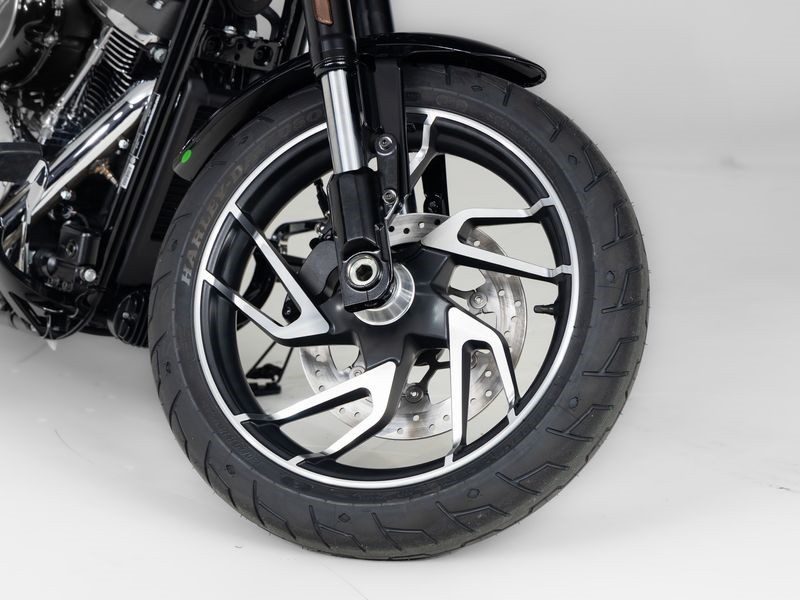 HARLEY-DAVIDSON - FLSB Sport Glide Vivid Black