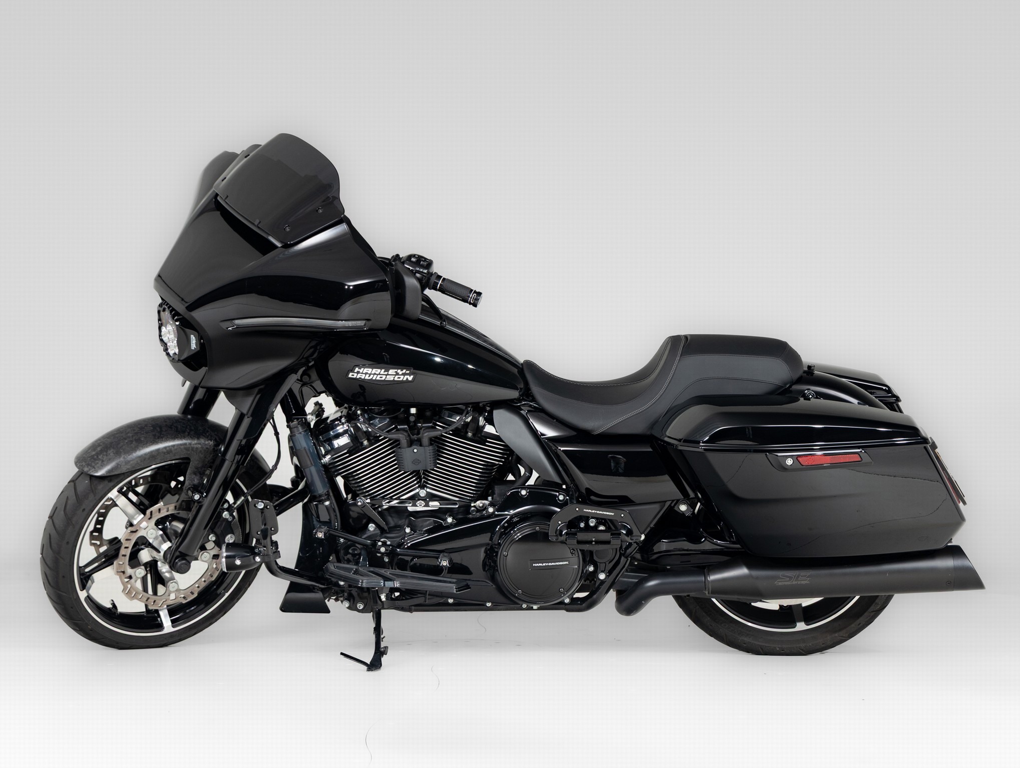 HARLEY-DAVIDSON - FLHX Street Glide