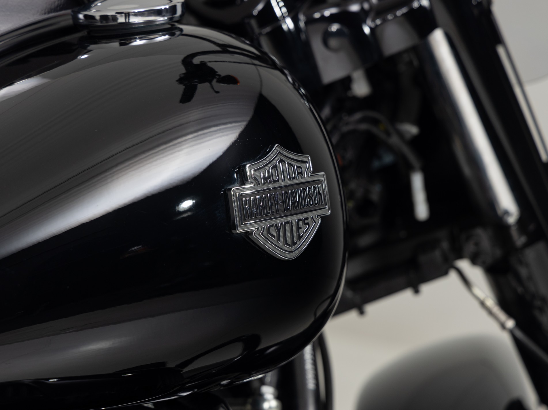 HARLEY-DAVIDSON FLHRXS Road King Special