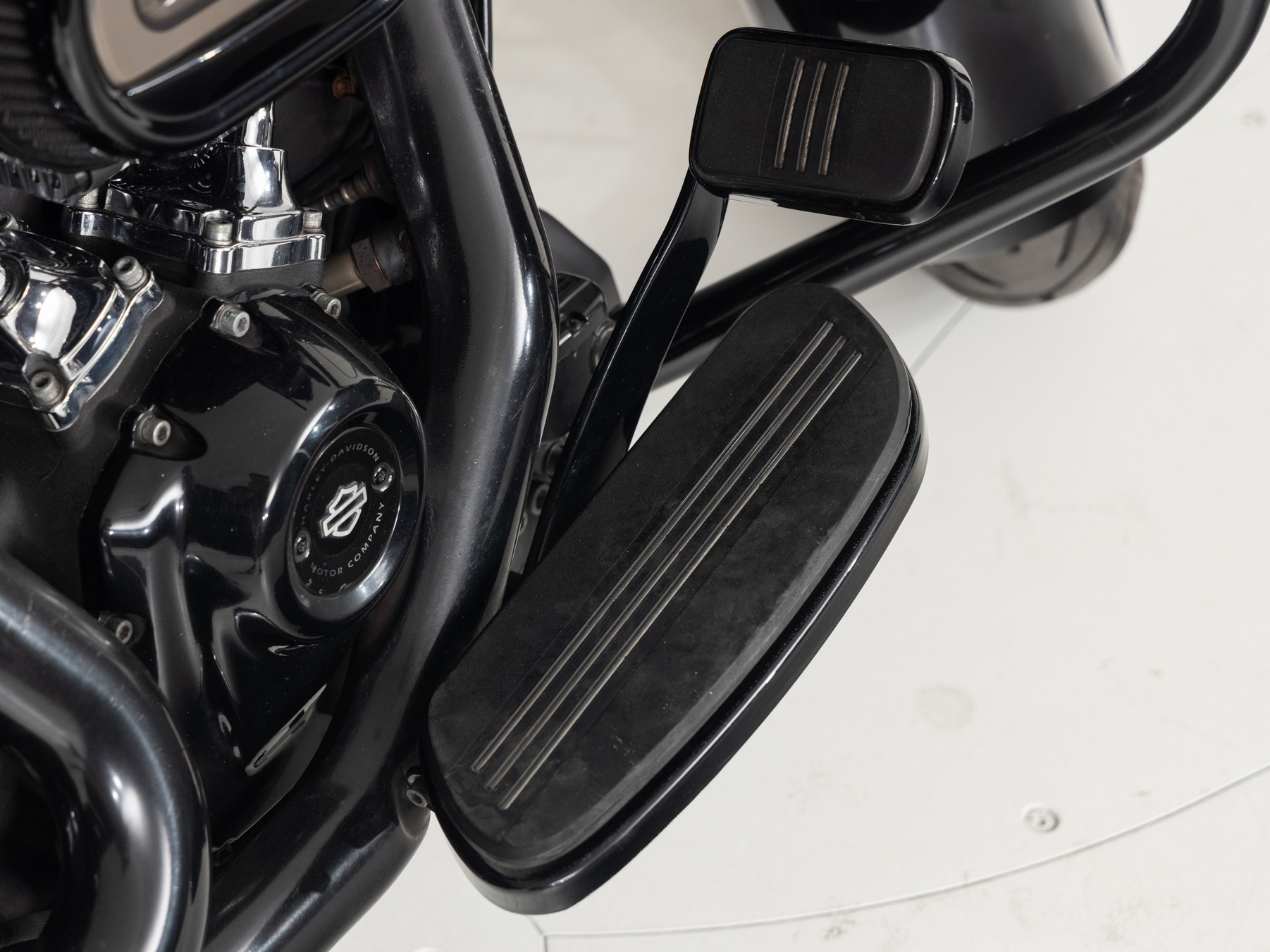 HARLEY-DAVIDSON ROAD GLIDE SPECIAL