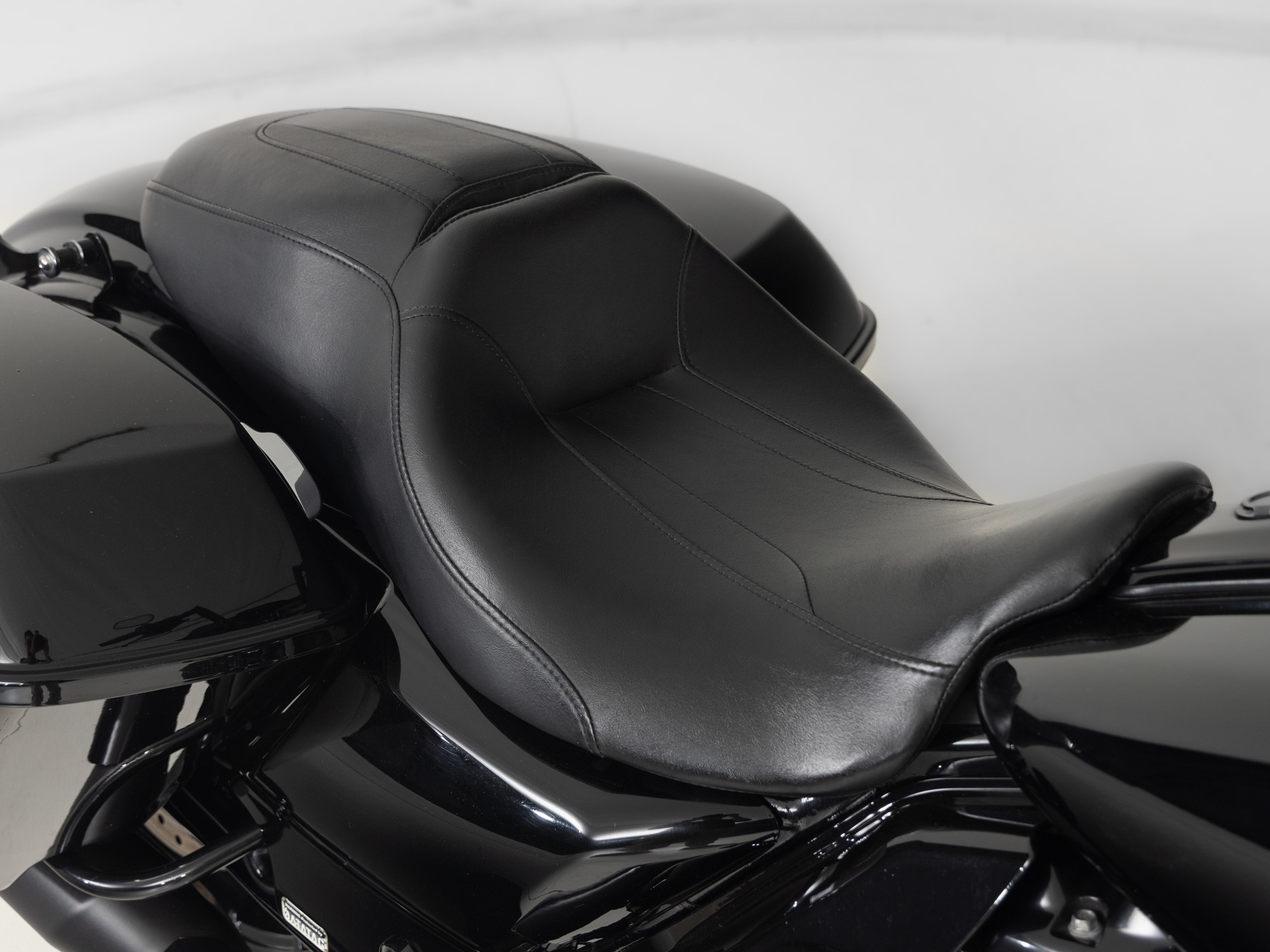 HARLEY-DAVIDSON ROAD GLIDE SPECIAL