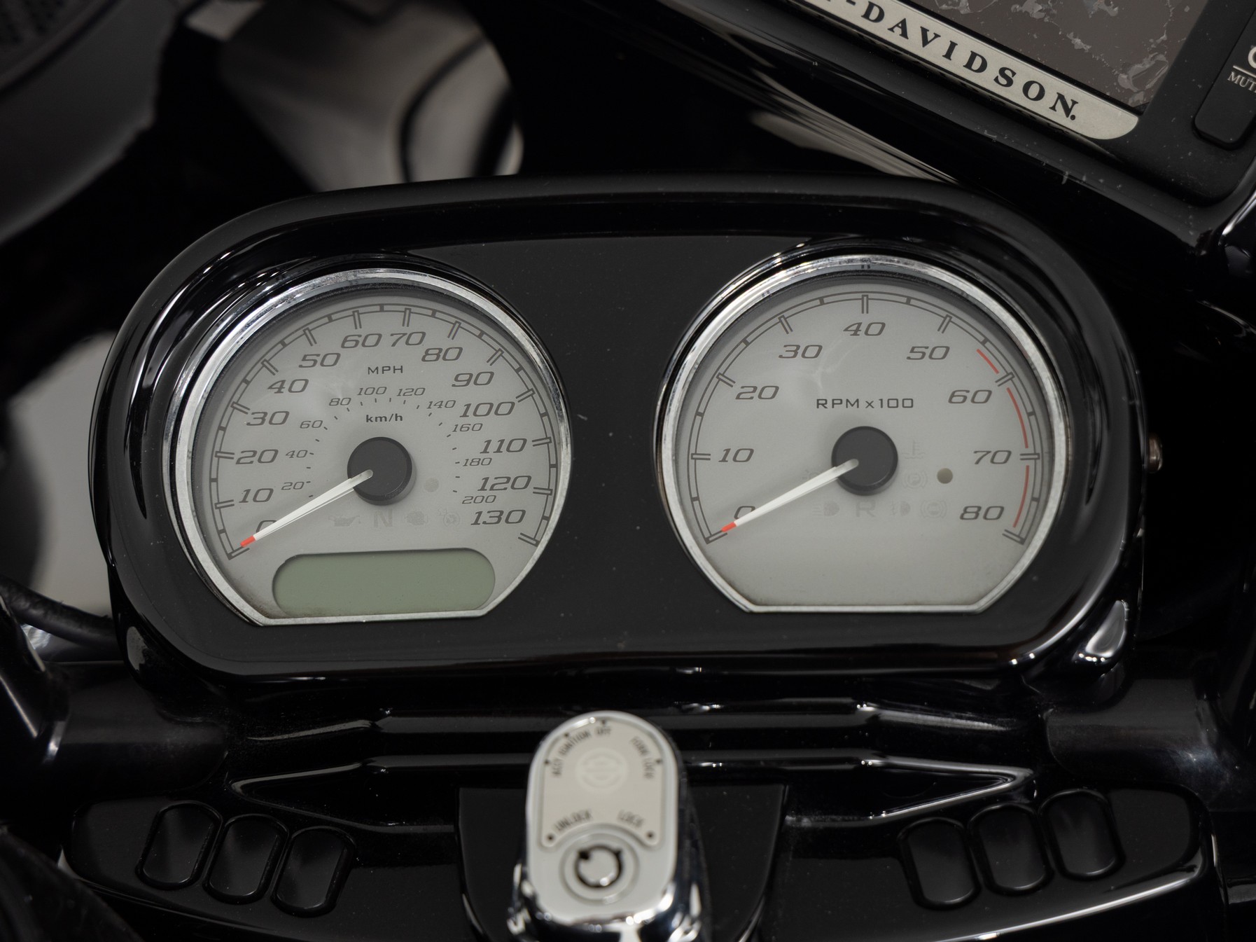 HARLEY-DAVIDSON ROAD GLIDE SPECIAL