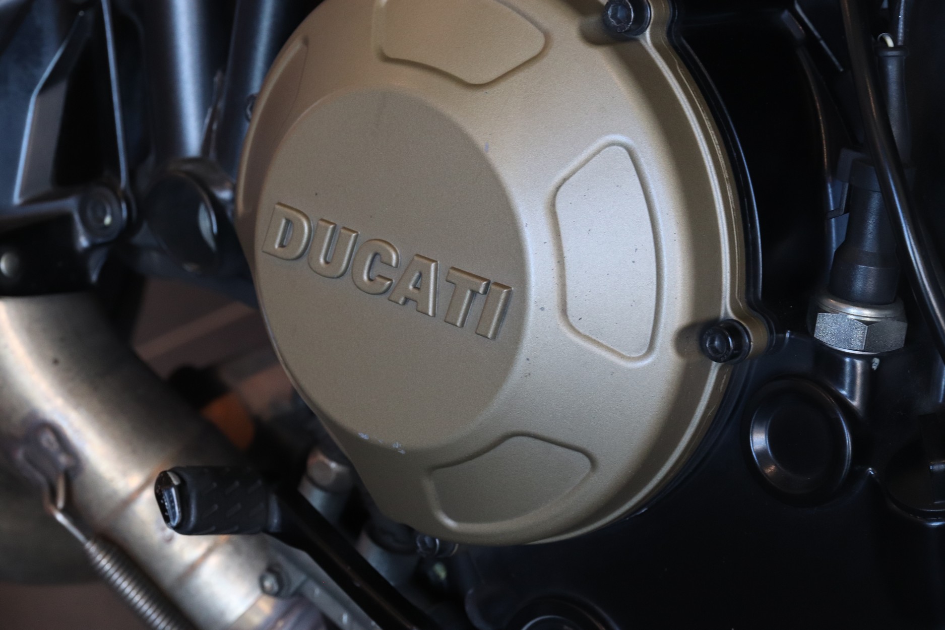 DUCATI - Streetfighter 1100