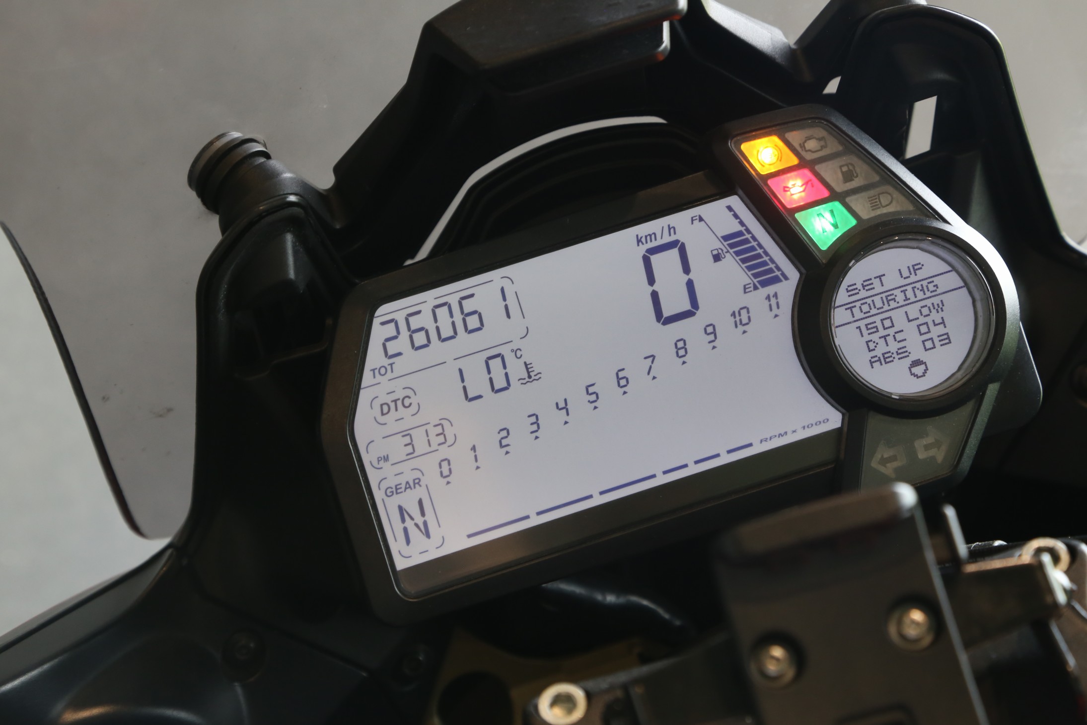 DUCATI - Multistrada 1200 Pikes Peak