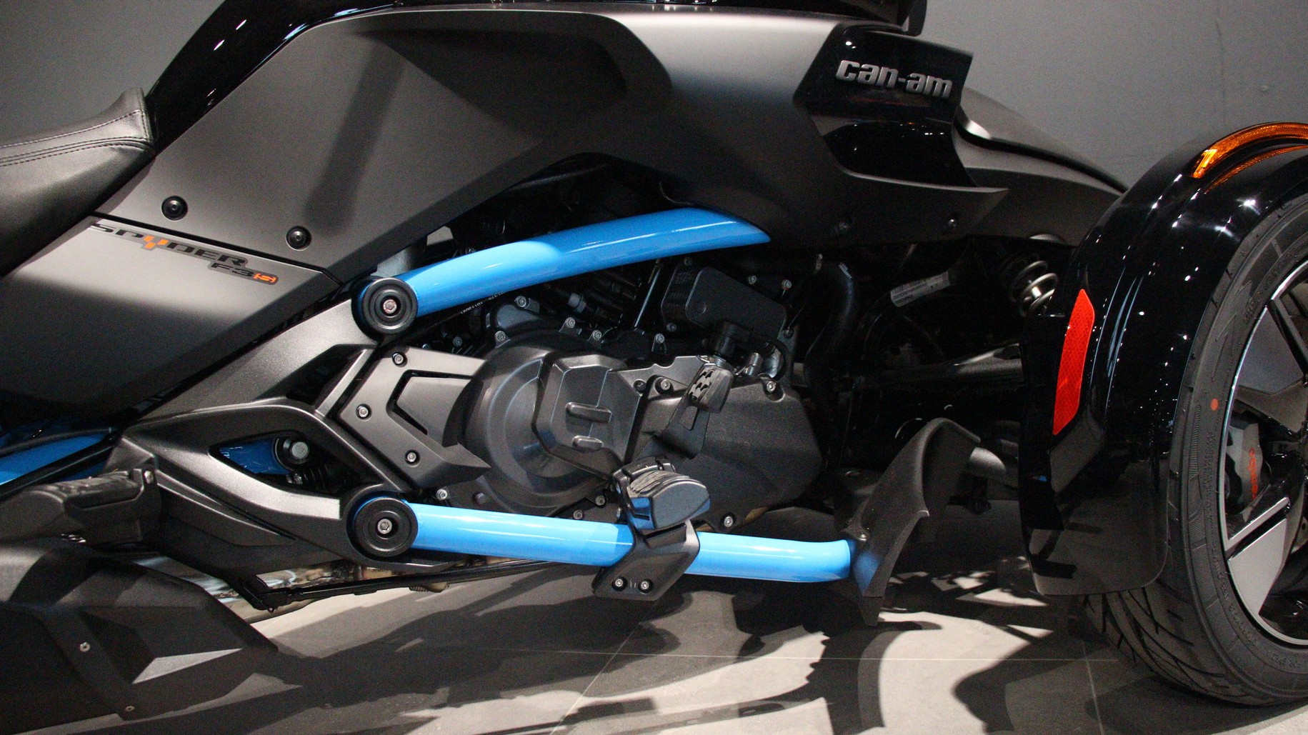 CAN-AM SPYDER F3-S SPECIAL SERIES PRE