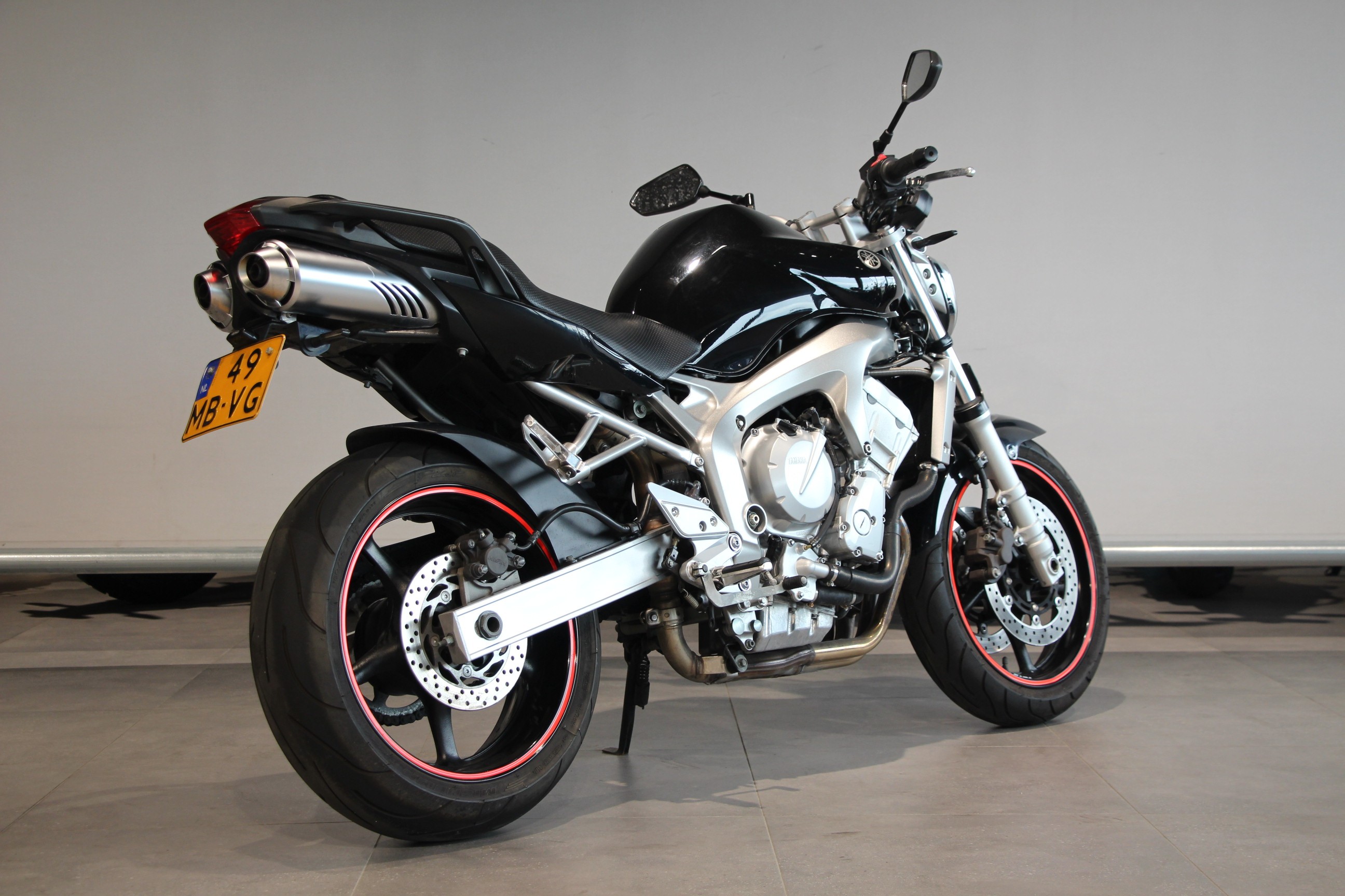 YAMAHA - FZ-6N