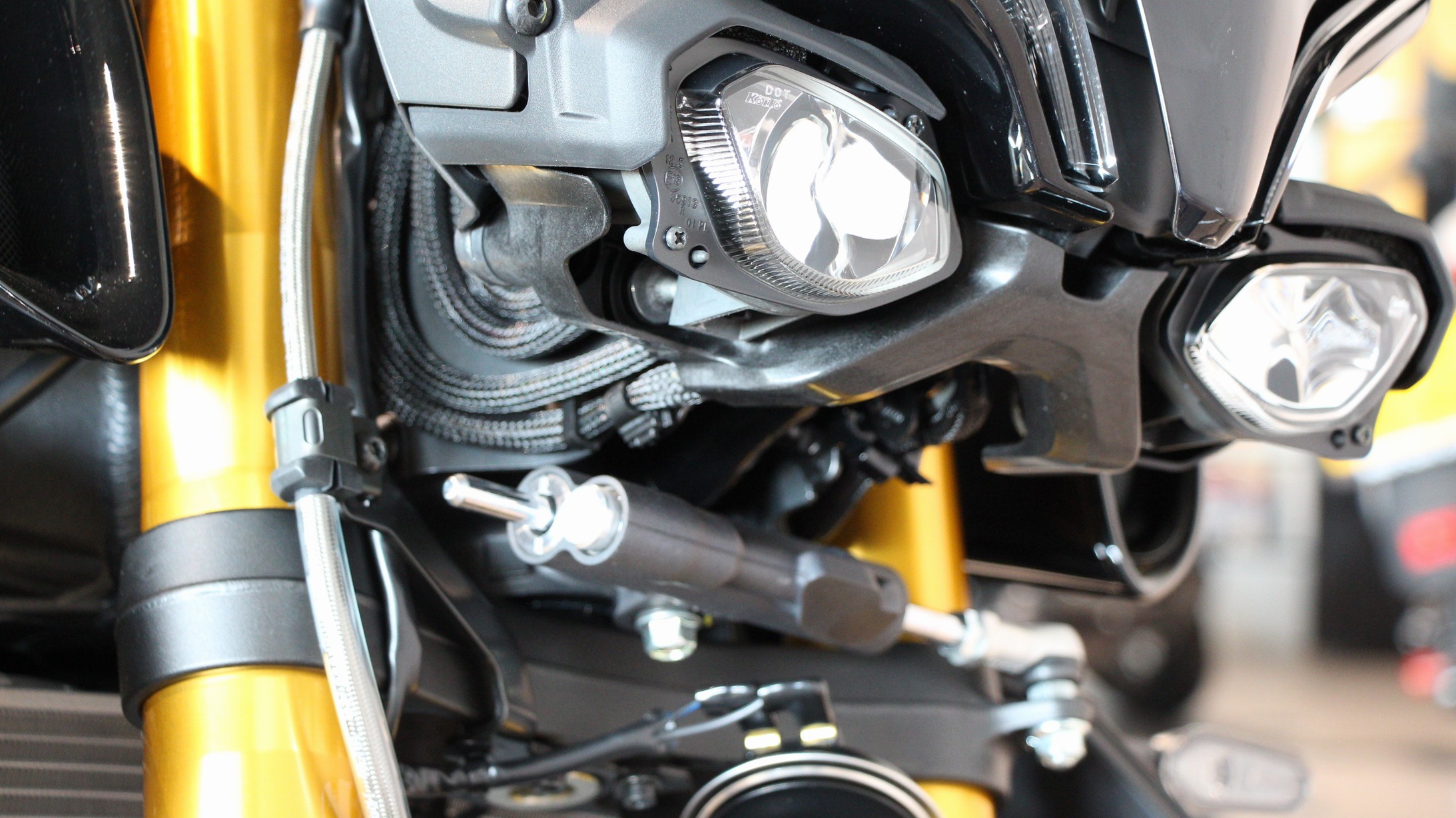 YAMAHA - MT-10 SP ABS Extra veel inruil