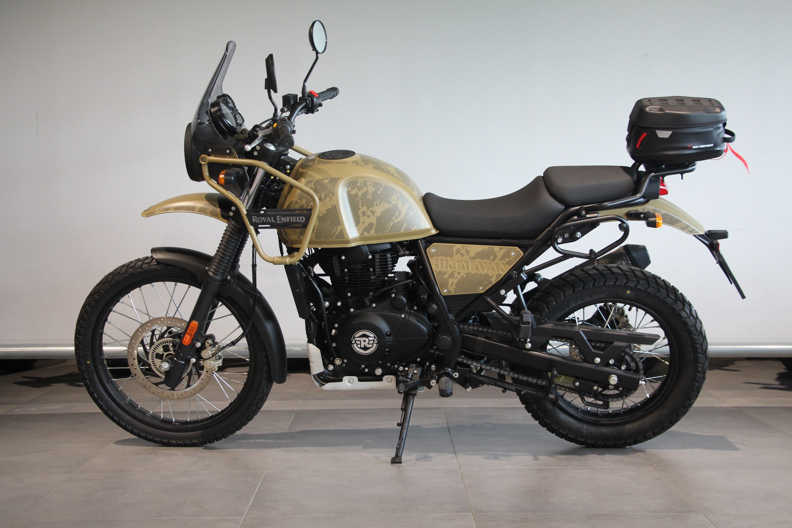 ROYAL-ENFIELD - HIMALAYAN