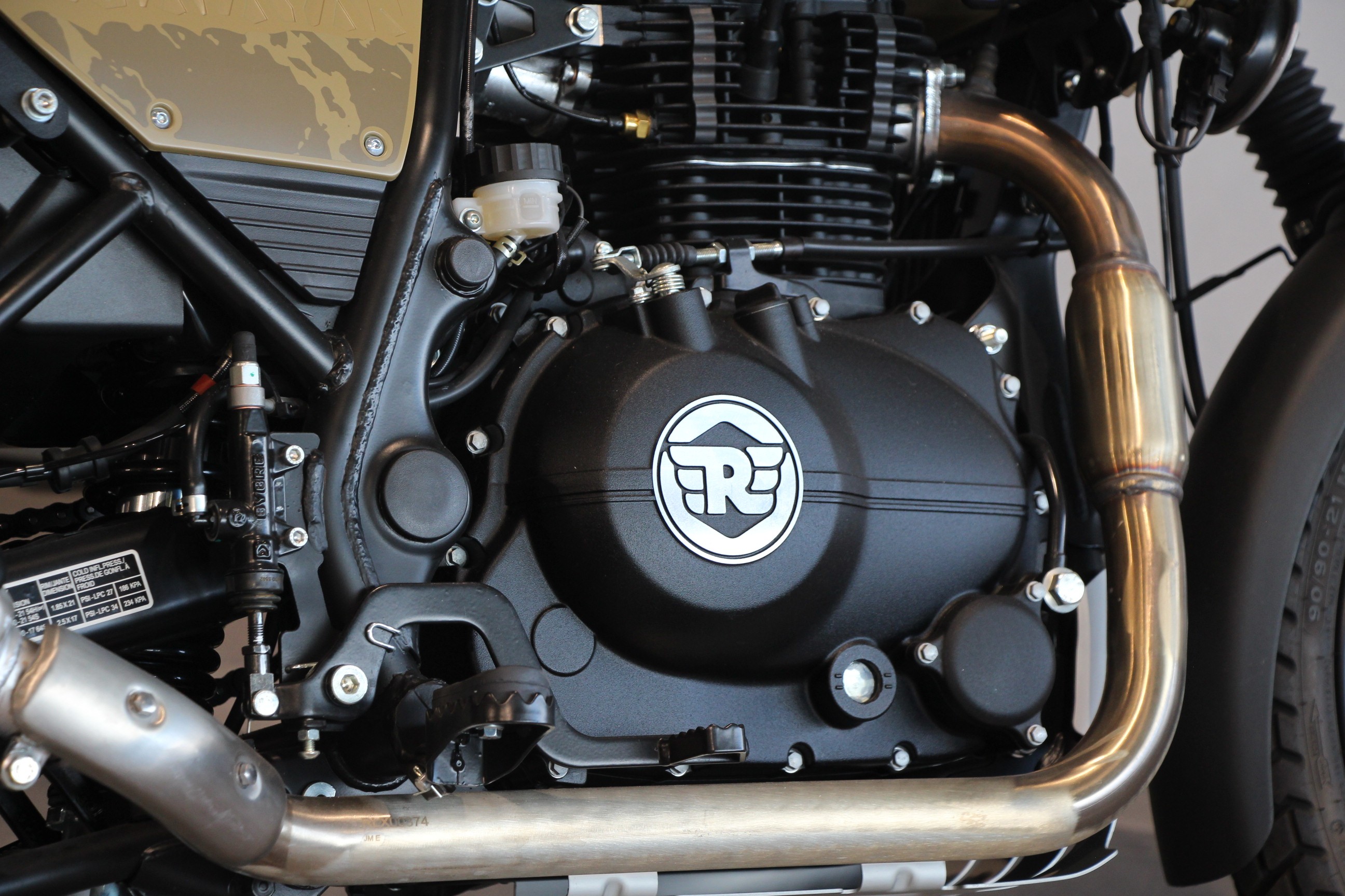 ROYAL-ENFIELD - HIMALAYAN