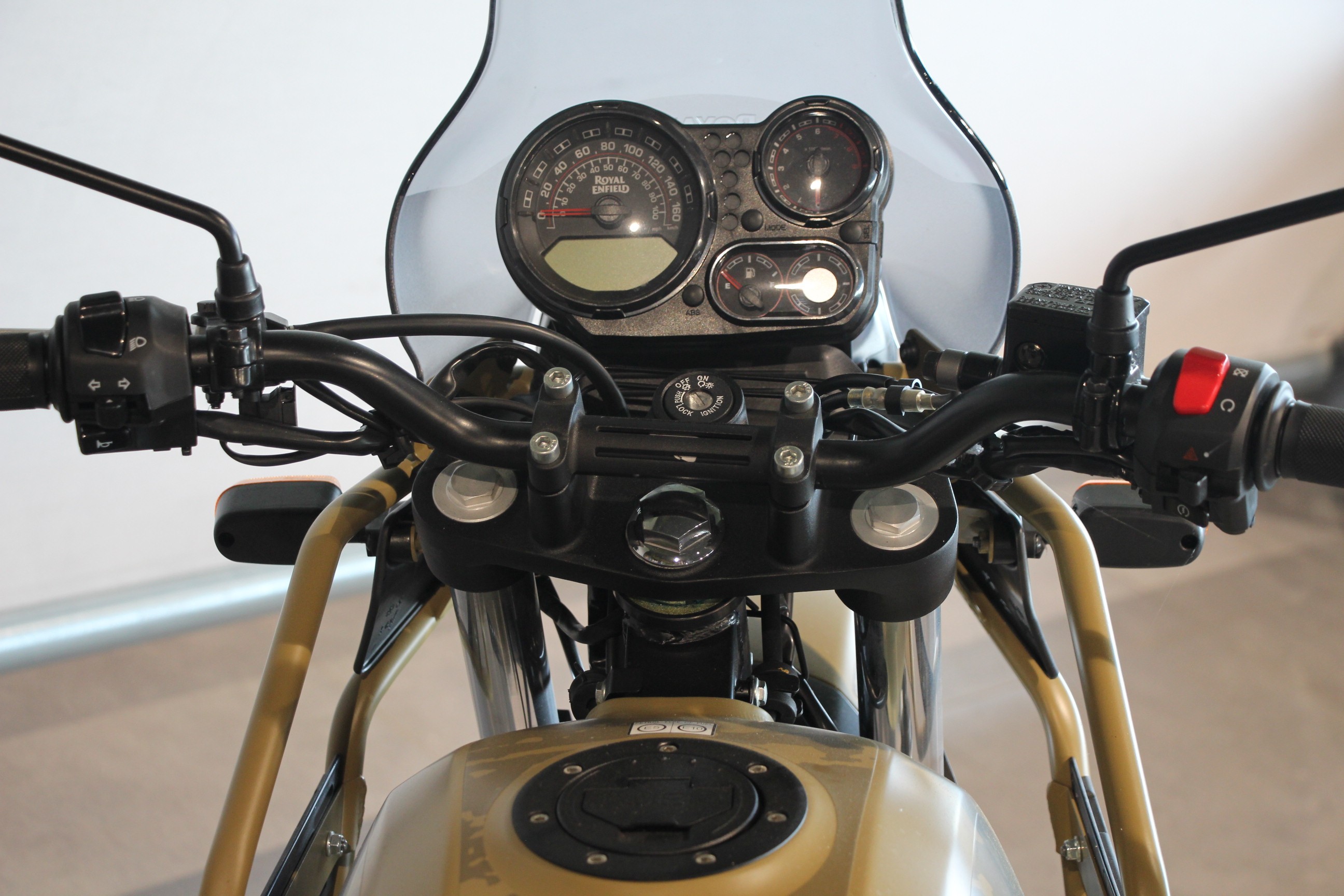ROYAL-ENFIELD - HIMALAYAN