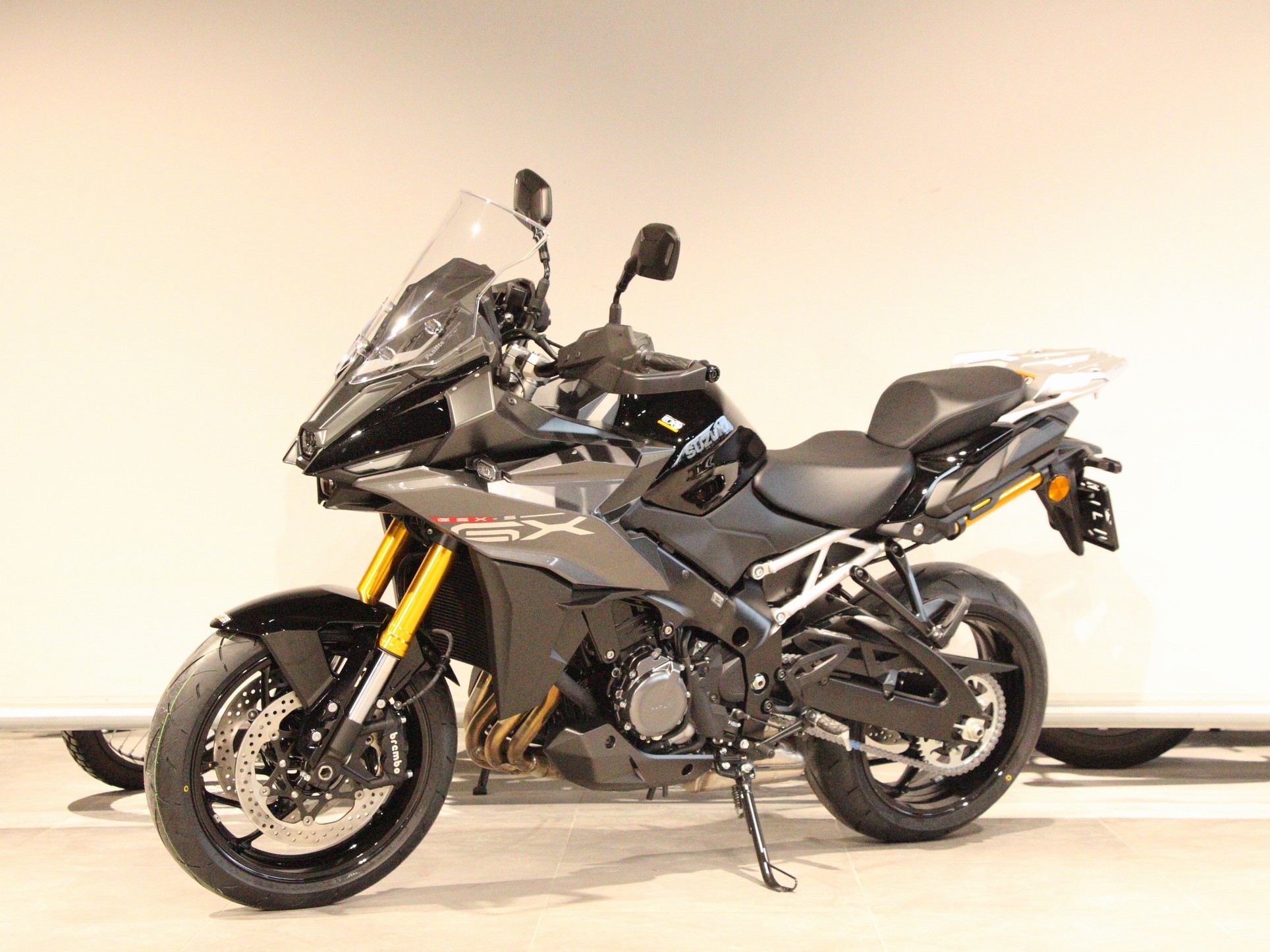 SUZUKI - GSX-S1000GX