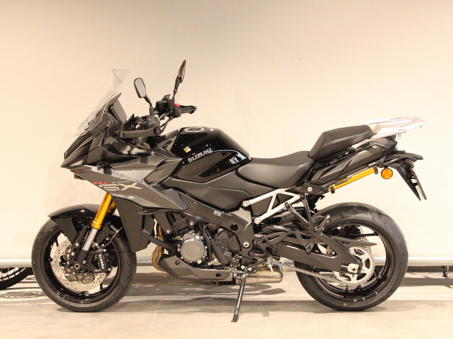 SUZUKI - GSX-S1000GX