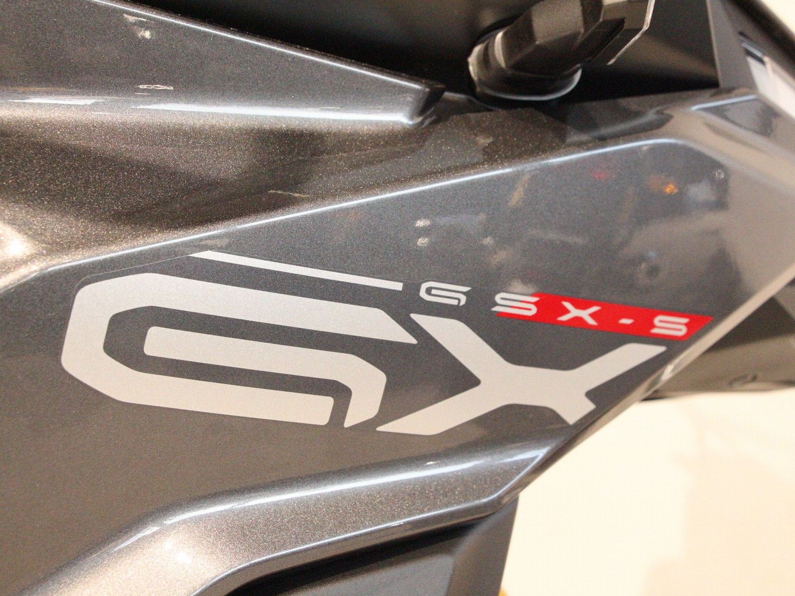 SUZUKI - GSX-S1000GX