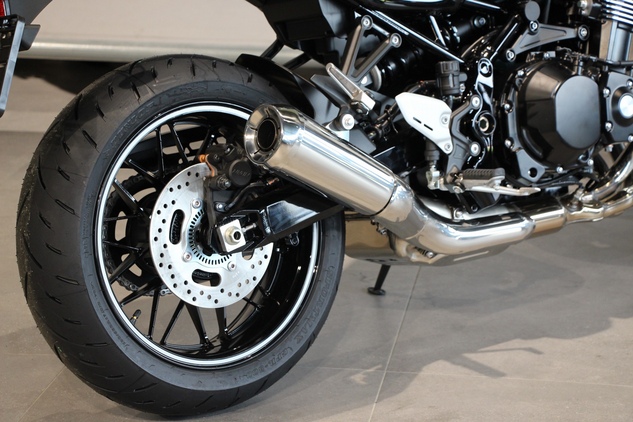 KAWASAKI - Z 900 RS