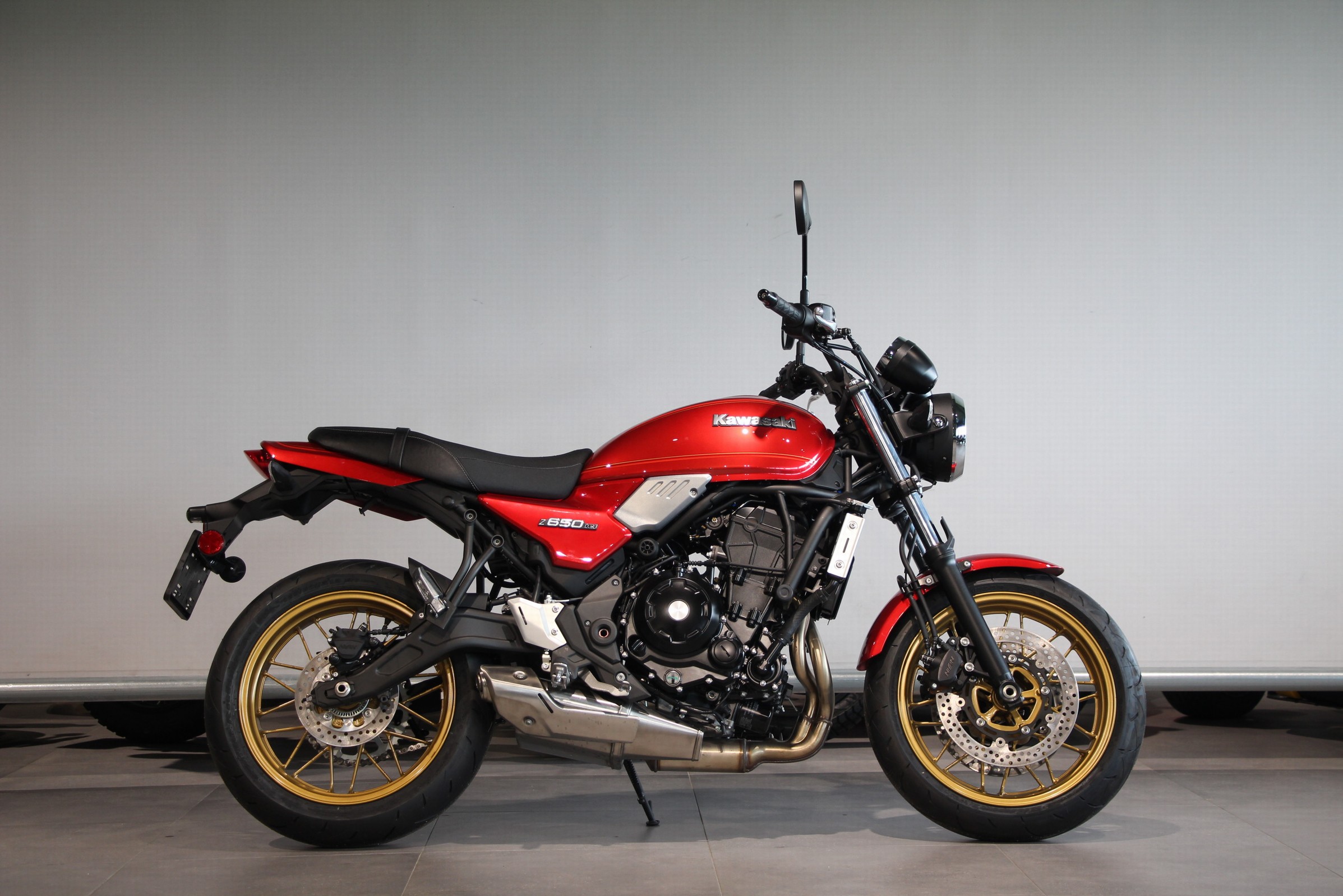KAWASAKI - Z 650 RS