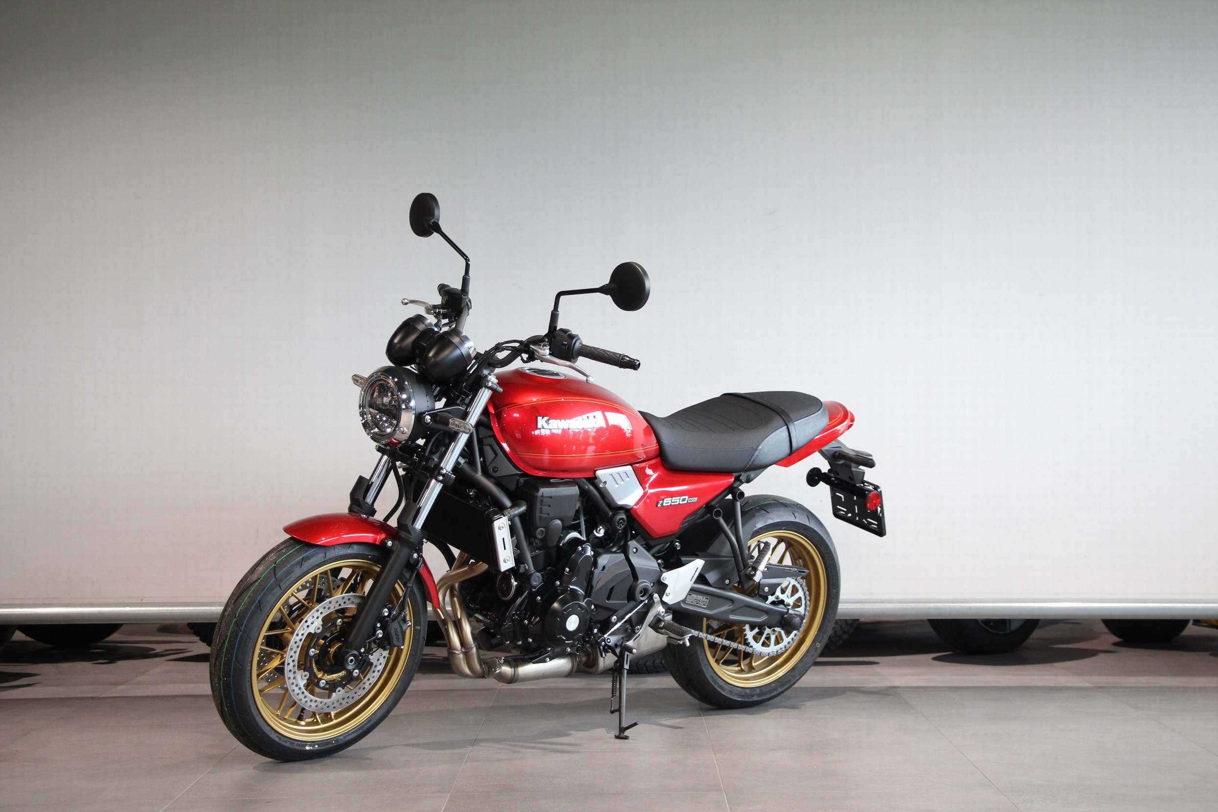 KAWASAKI - Z 650 RS