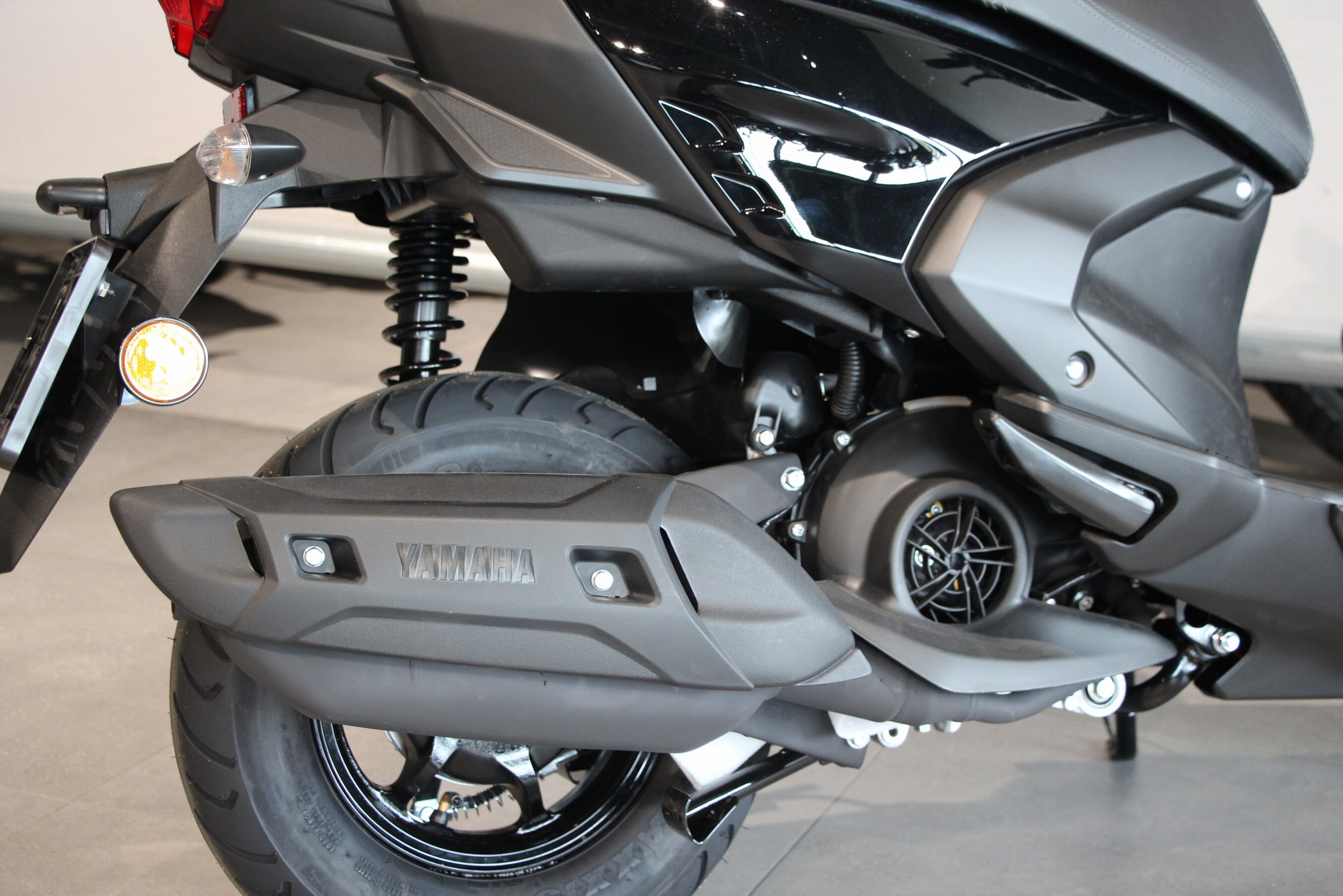 YAMAHA - RAYZR